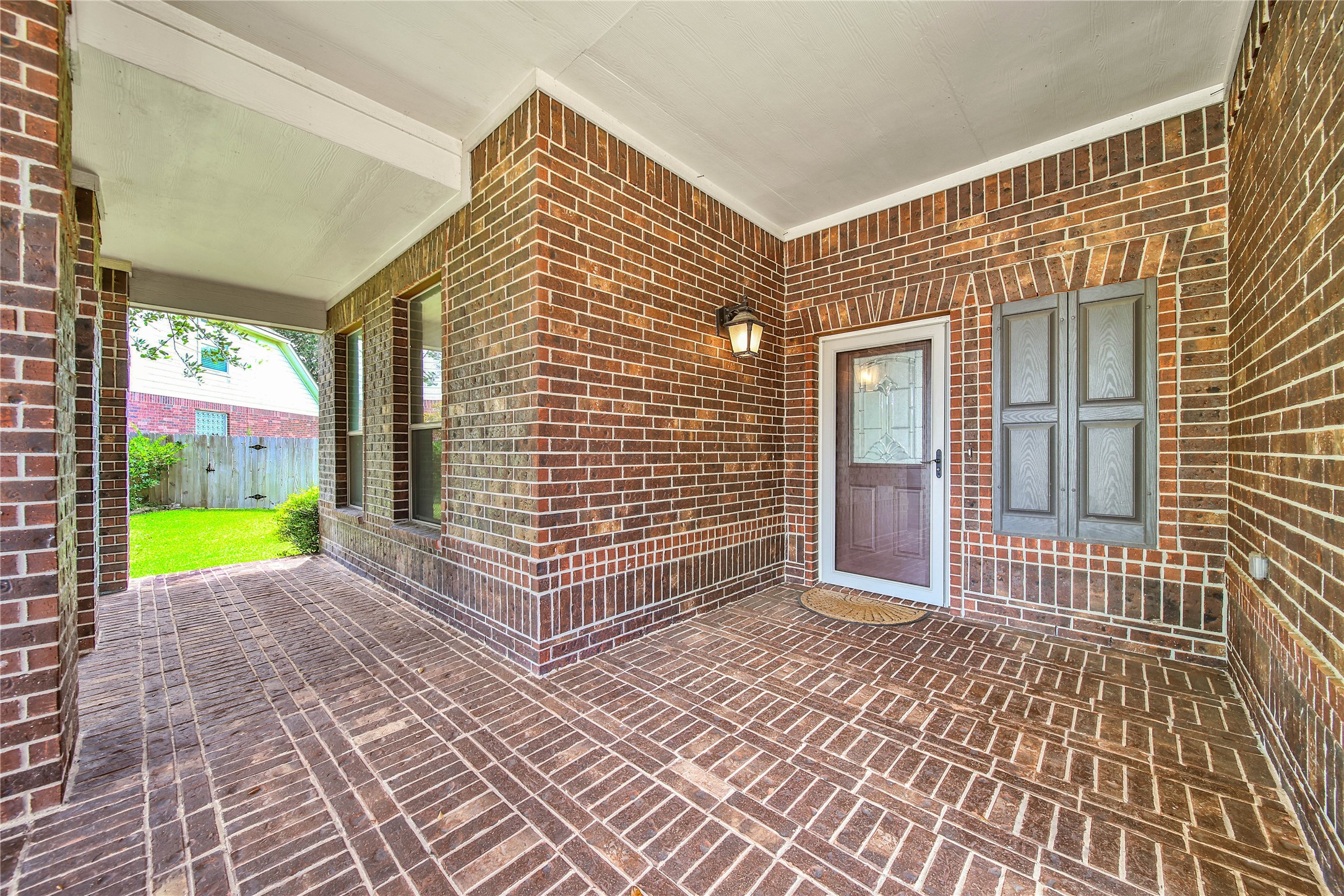 3143 S Royce Circle Property Photo 3