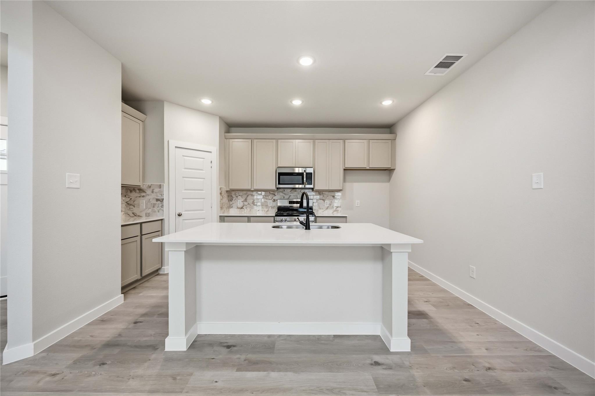 1060 Lilly Lane, Bellville Tx 77418 Property Photo 7