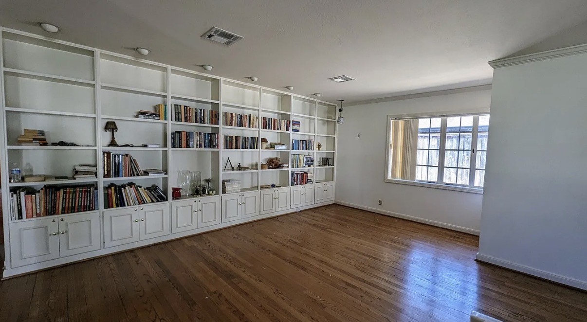 4041 Wickersham Lane Property Photo 3