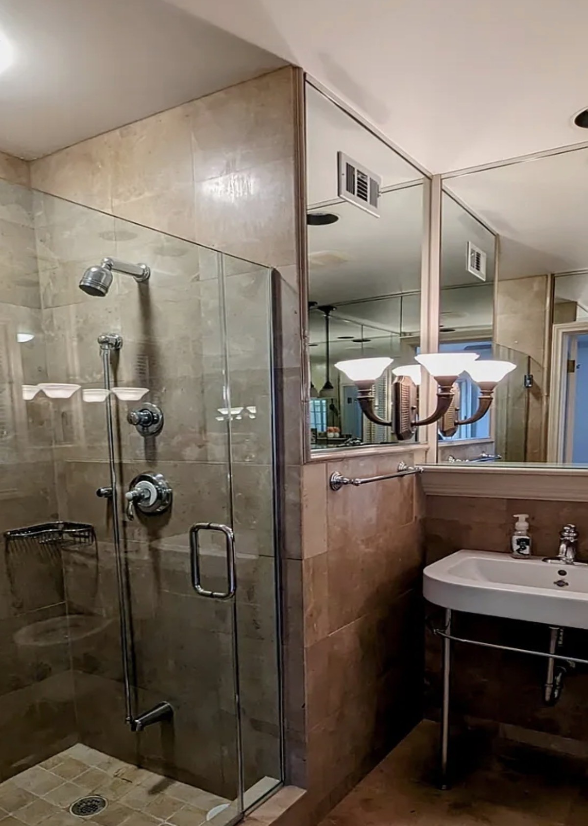 4041 Wickersham Lane Property Photo 5