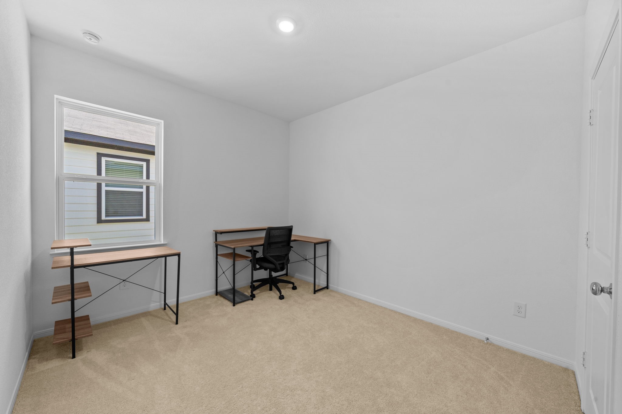 18006 Lasso Mills Drive Property Photo 14