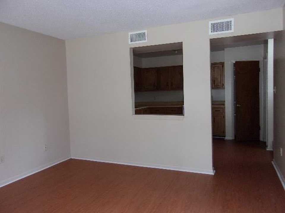 29360 Red Oak Road 41 Property Photo 4