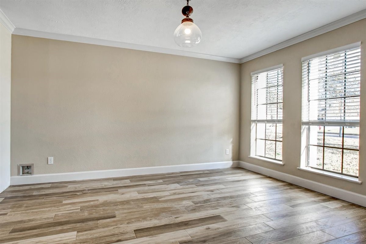 505 Foxmeadow Lane Property Photo 6