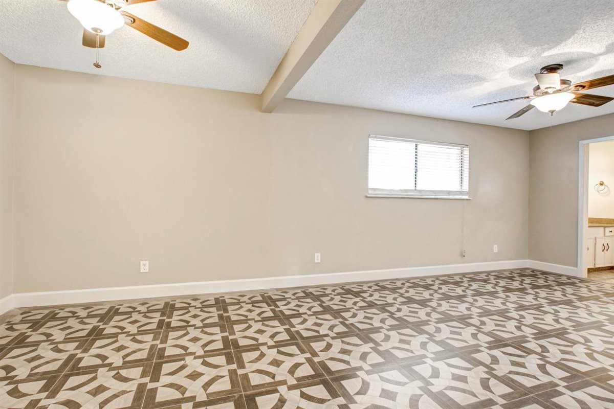 505 Foxmeadow Lane Property Photo 18