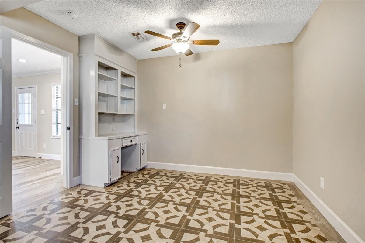 505 Foxmeadow Lane Property Photo 19