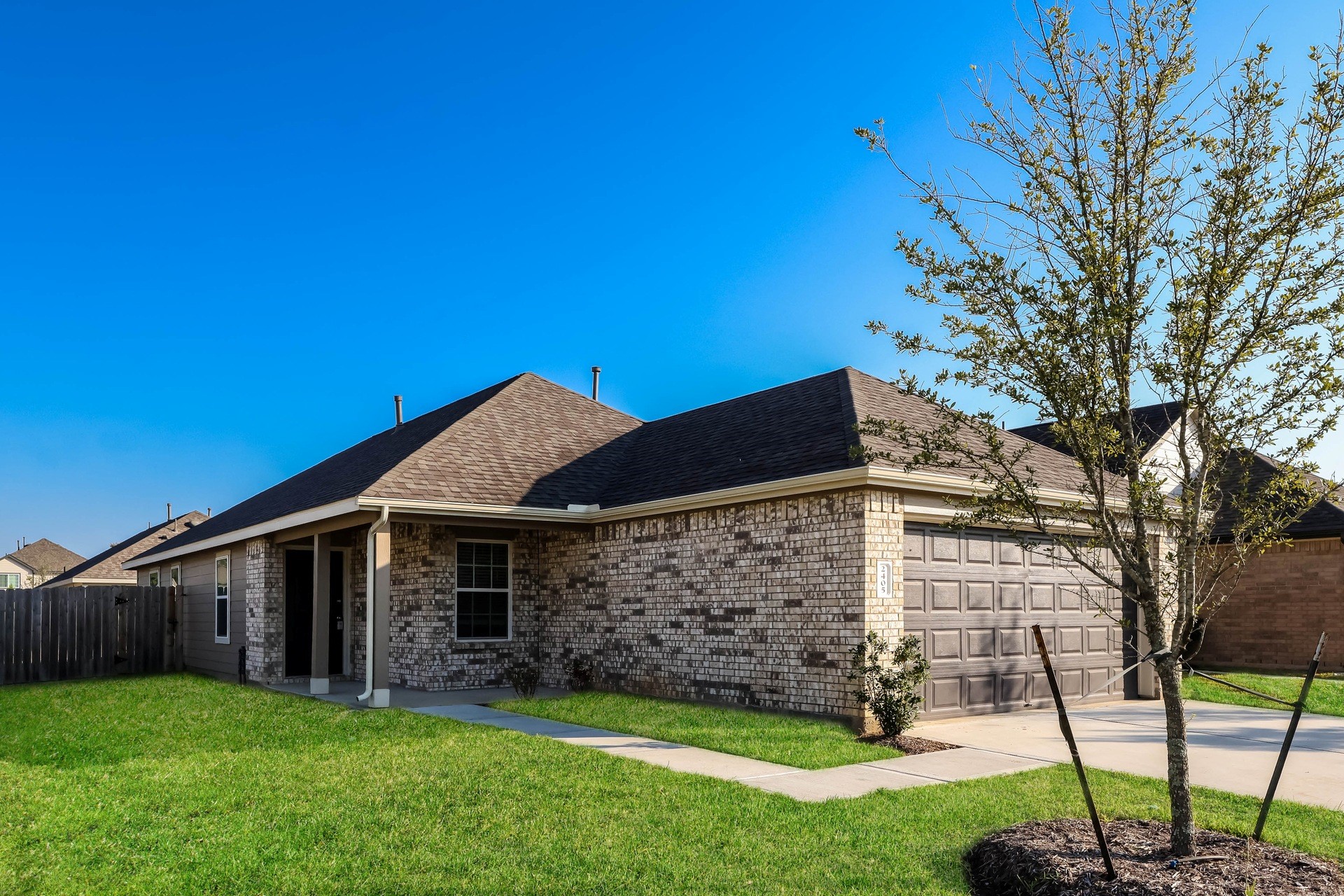 2405 Copper Canyon Trail Property Photo 2