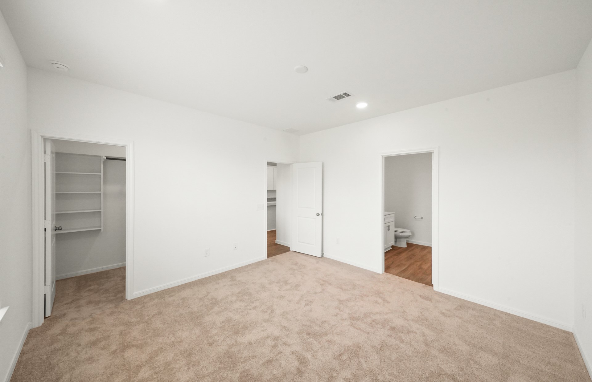 214 Olympic Harbor Property Photo 5