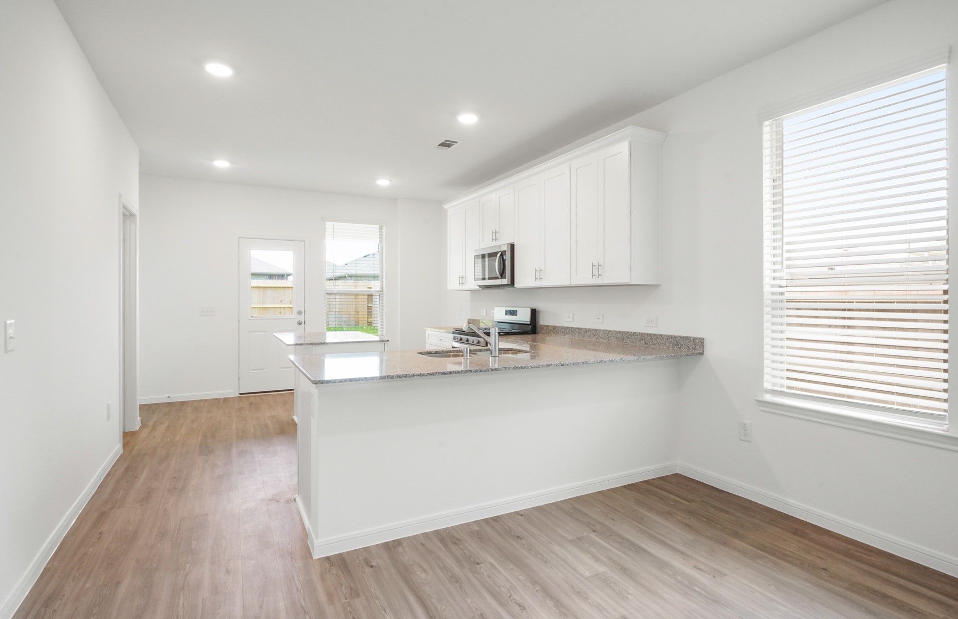 214 Olympic Harbor Property Photo 8