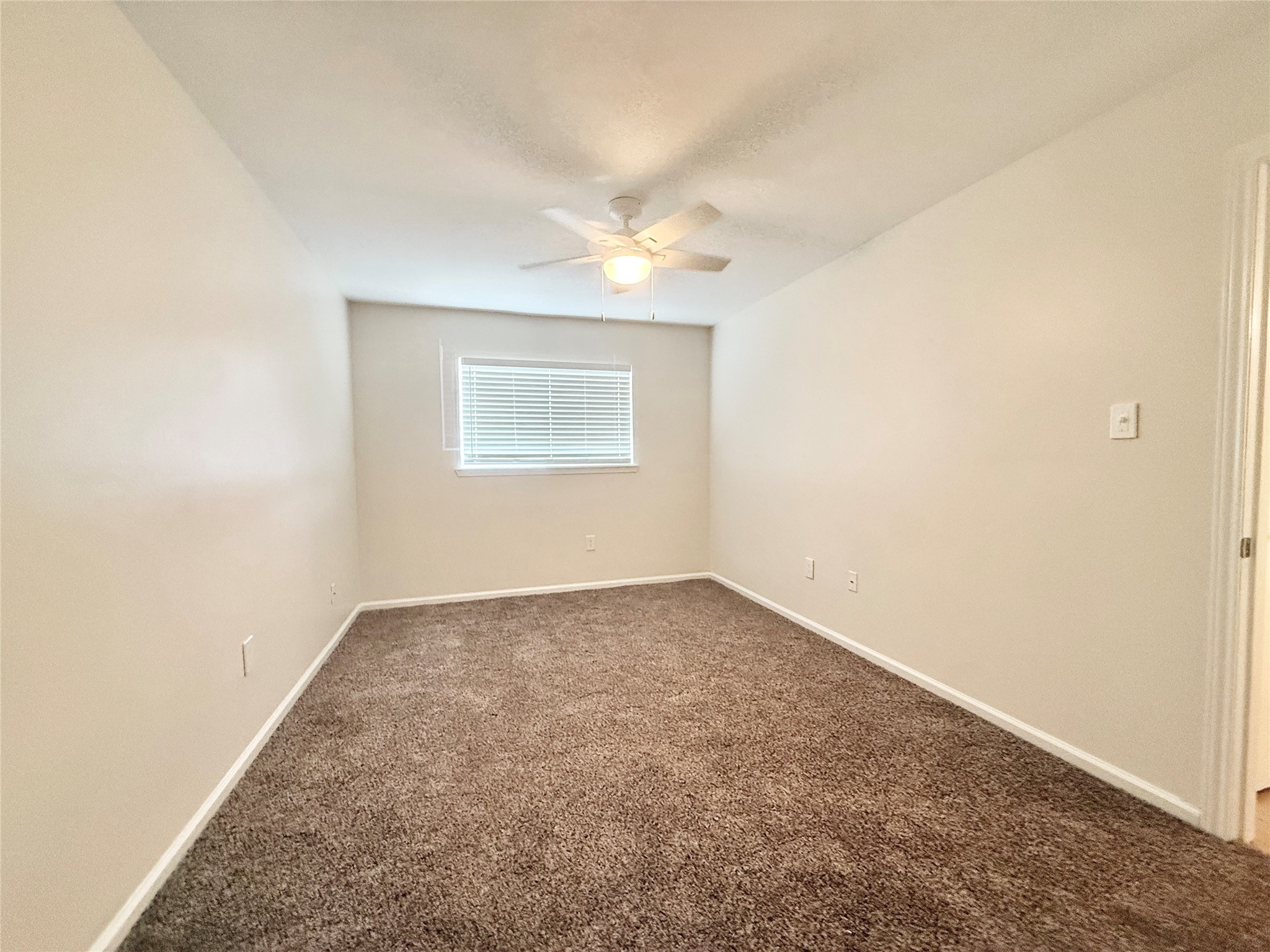 130 Oyster Creek Drive 24 Property Photo 11