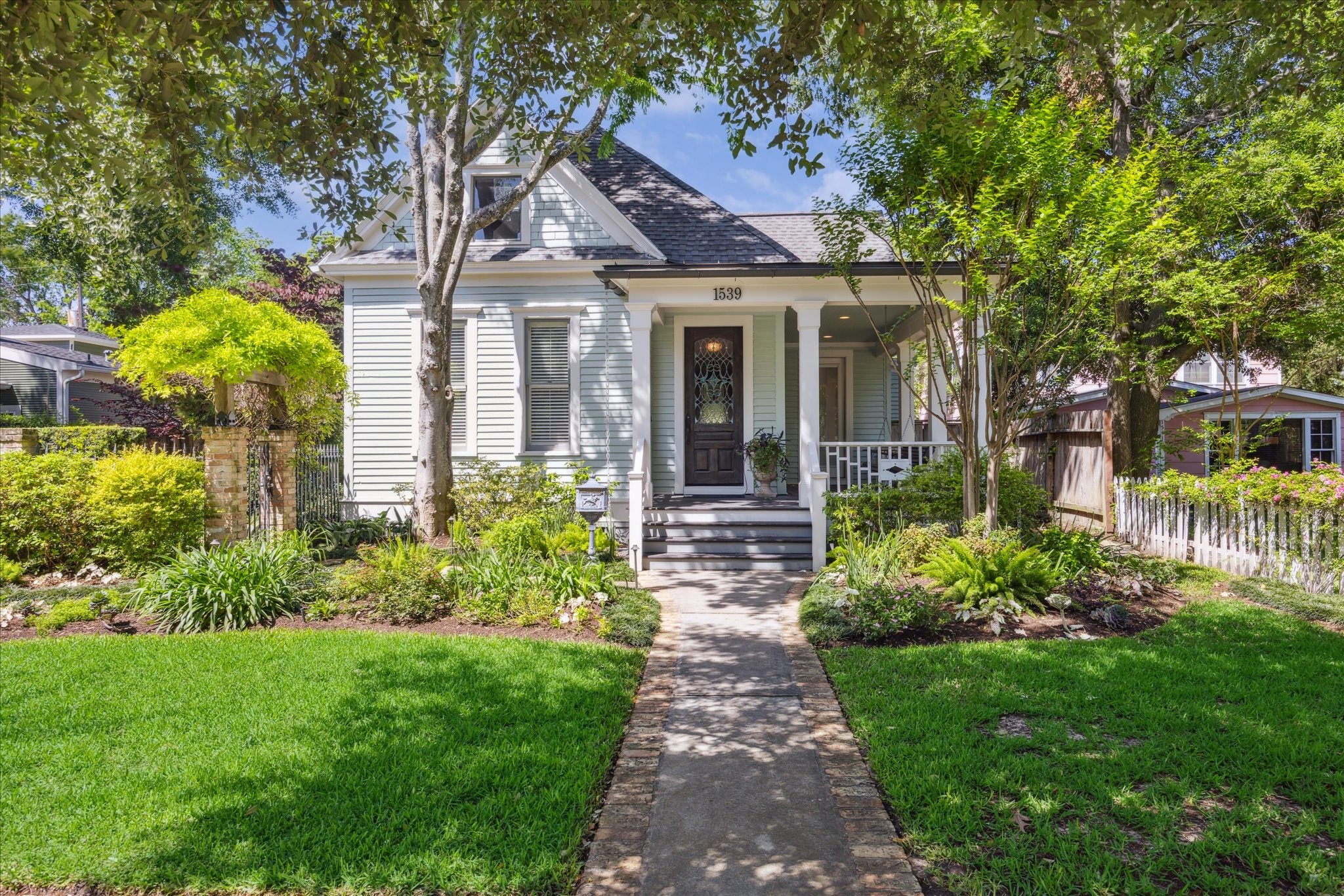 1539 Rutland Street Property Photo 1