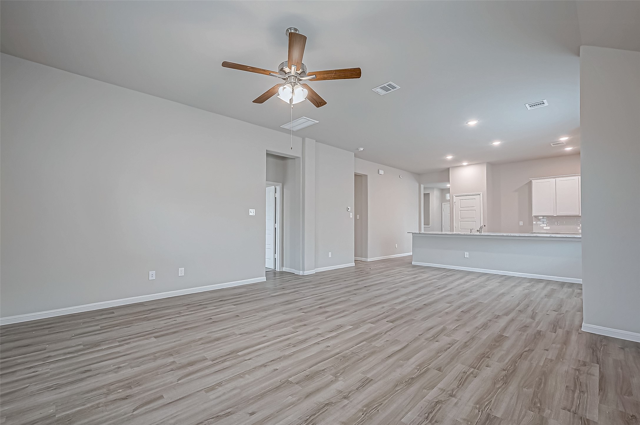 22003 Giulia Village Drive Property Photo 13