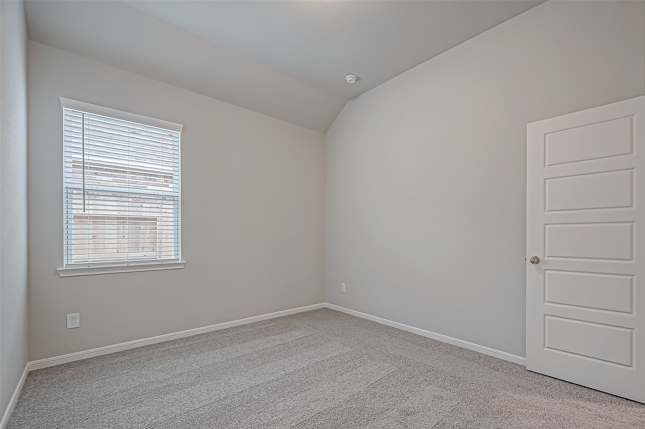 22003 Giulia Village Drive Property Photo 24