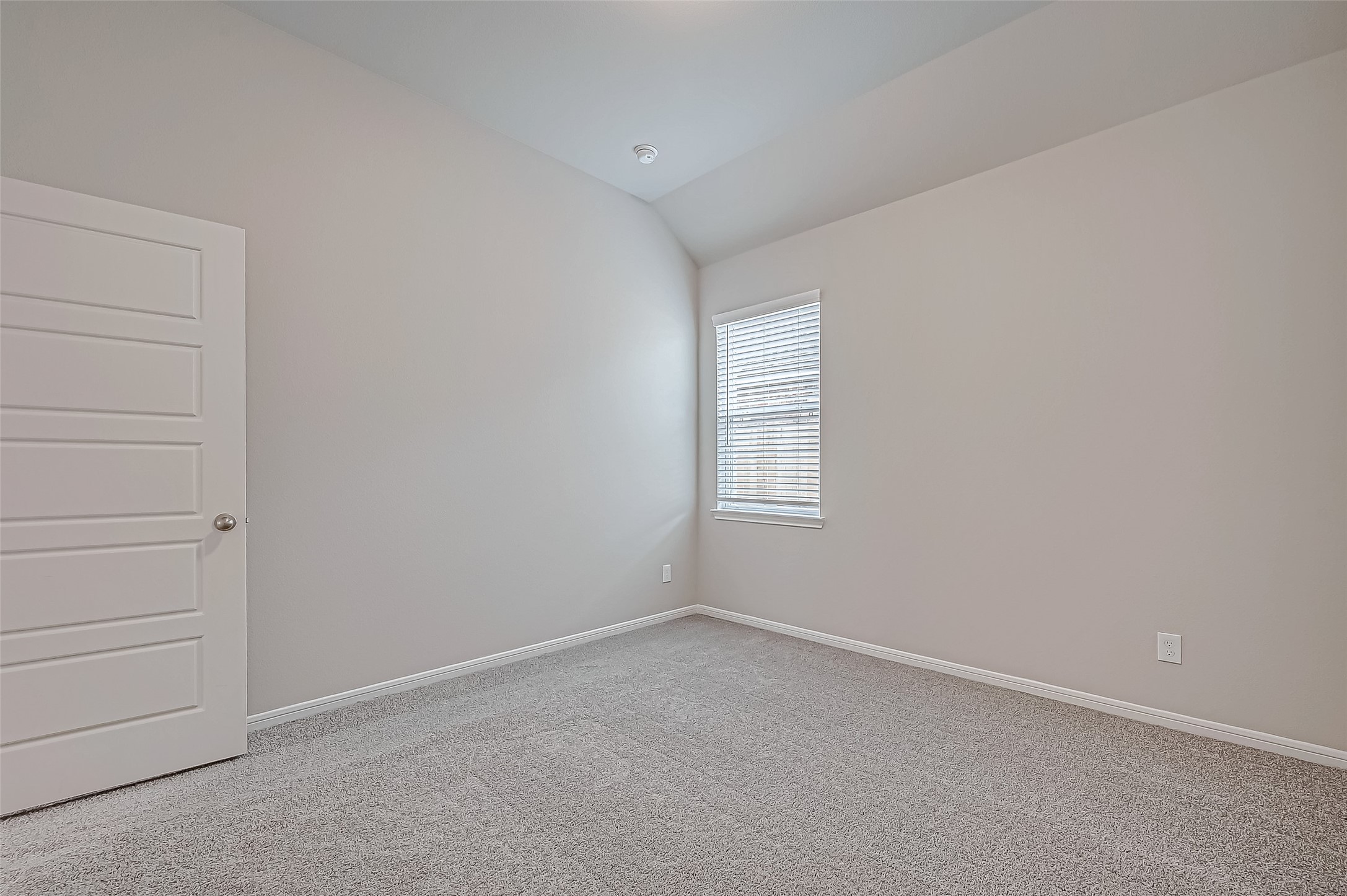 22003 Giulia Village Drive Property Photo 26