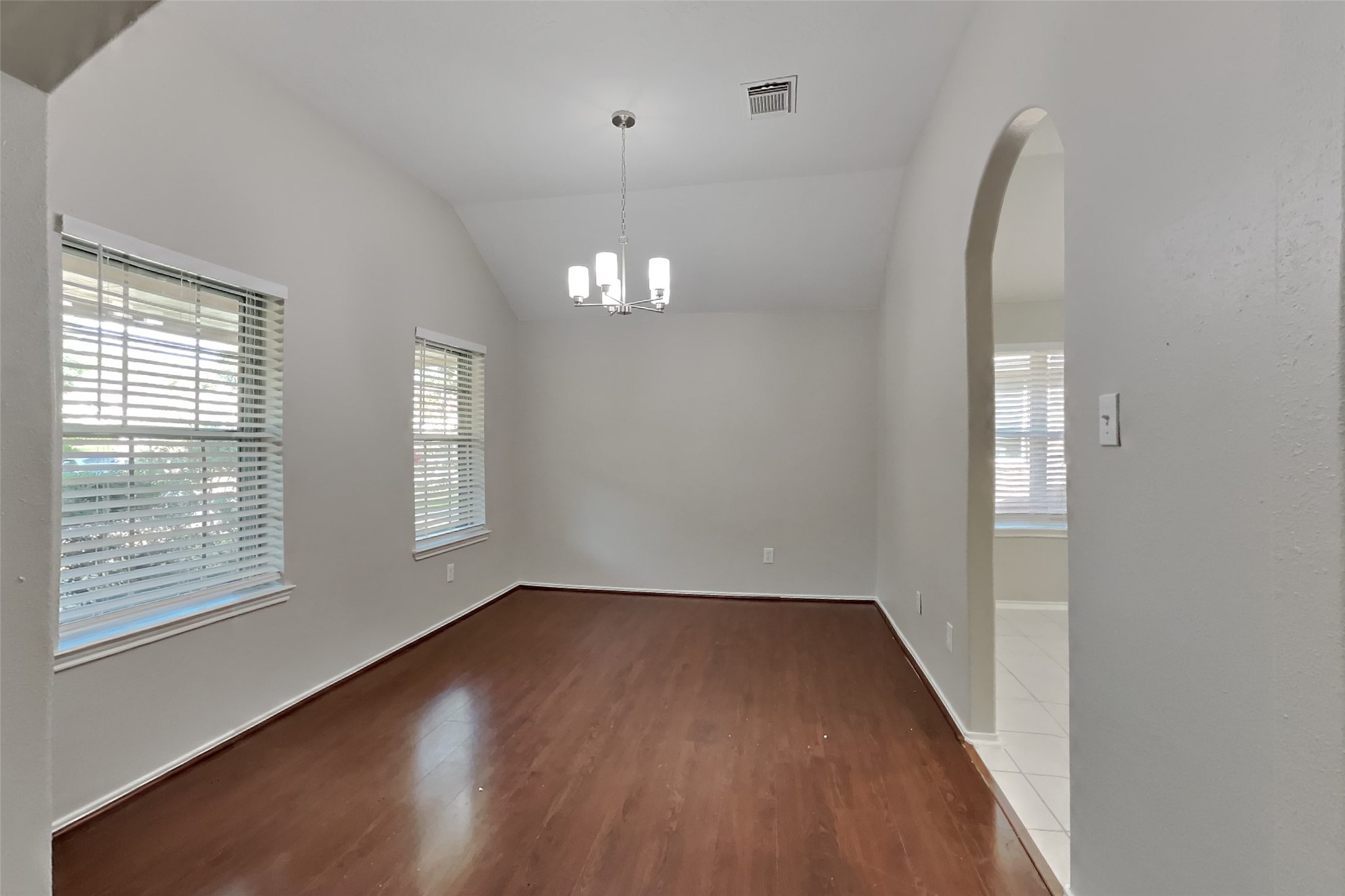 16407 Redbud Berry Lane Property Photo 6