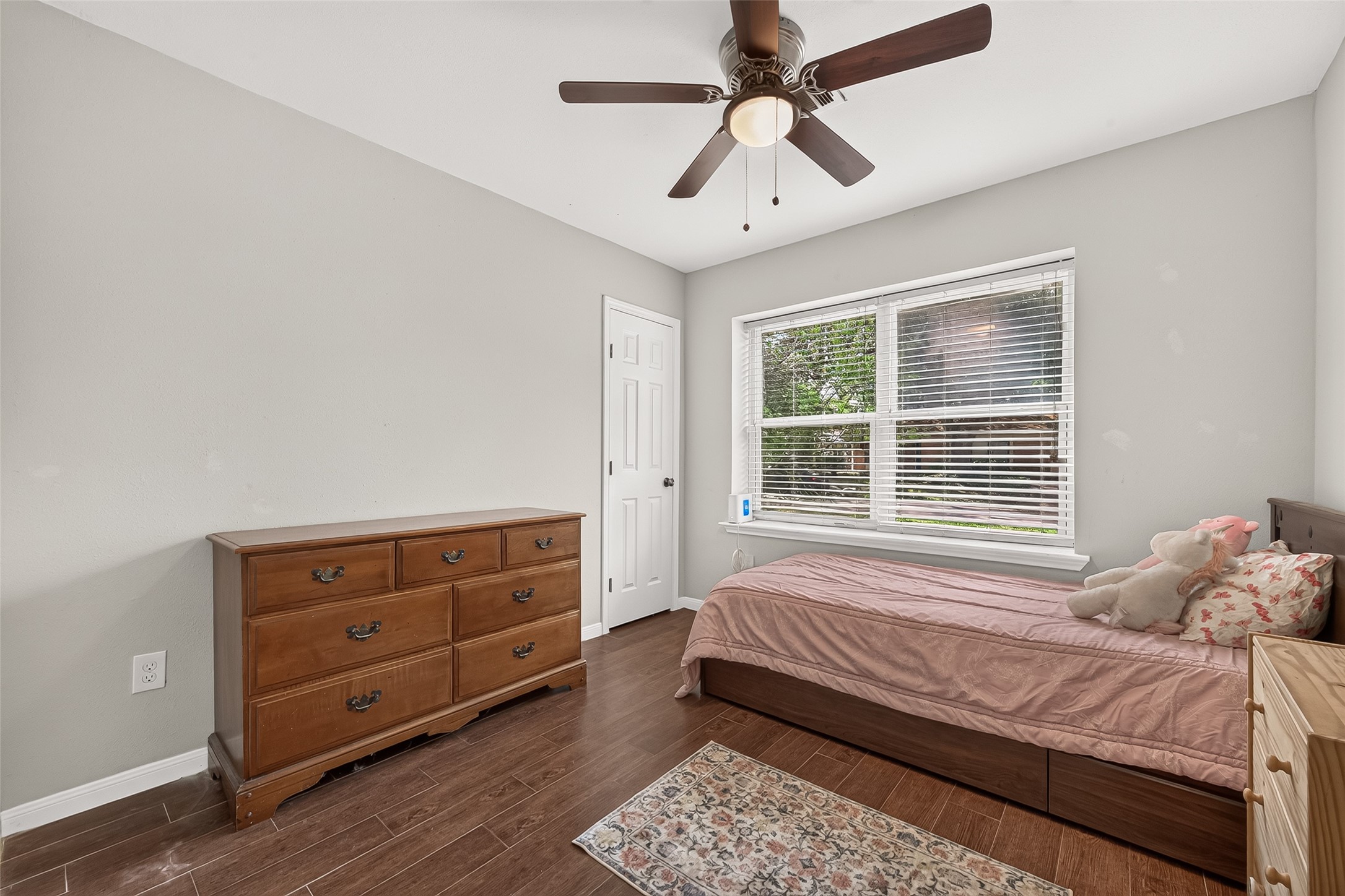 5454 Creekbend Drive Property Photo 36
