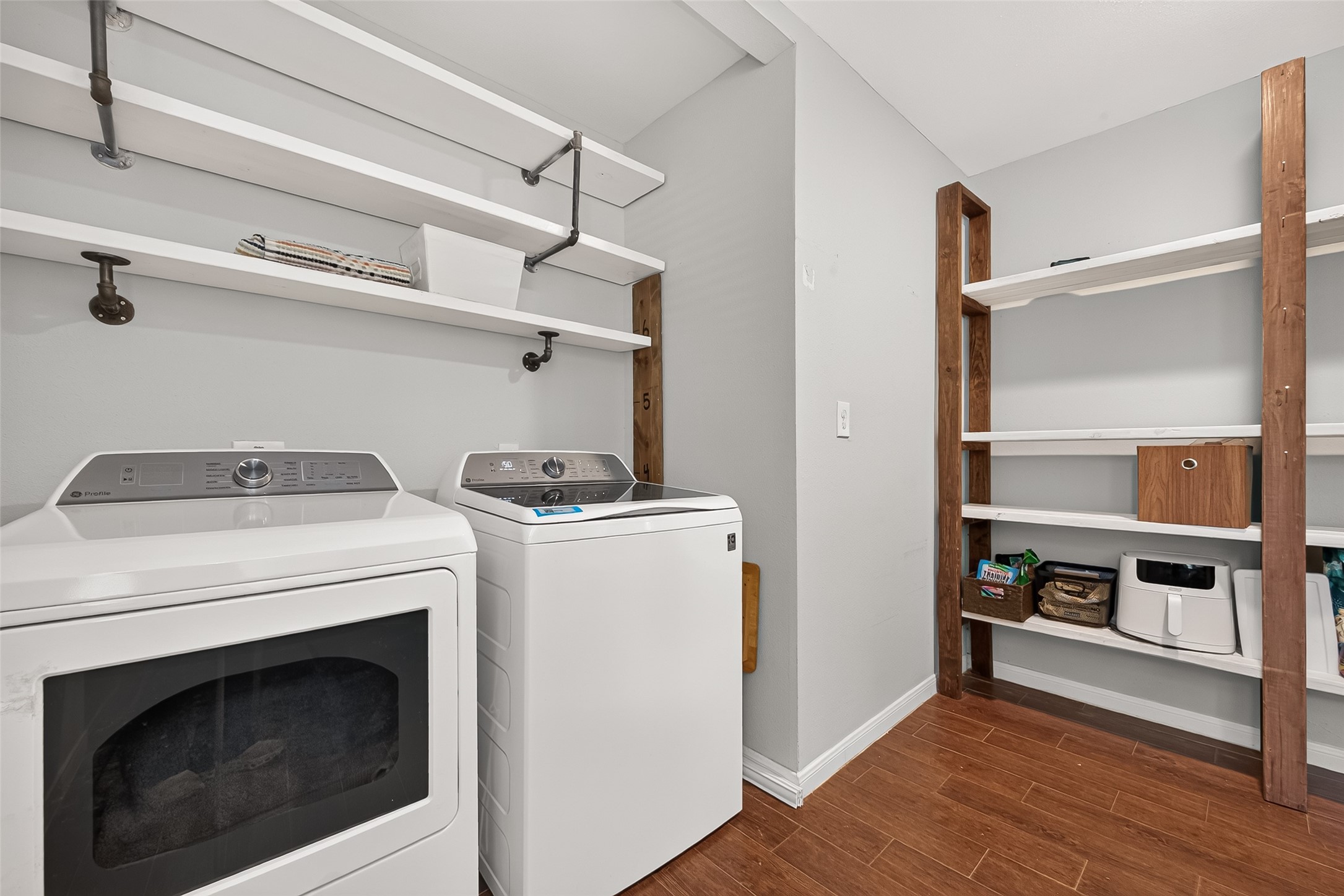 5454 Creekbend Drive Property Photo 42