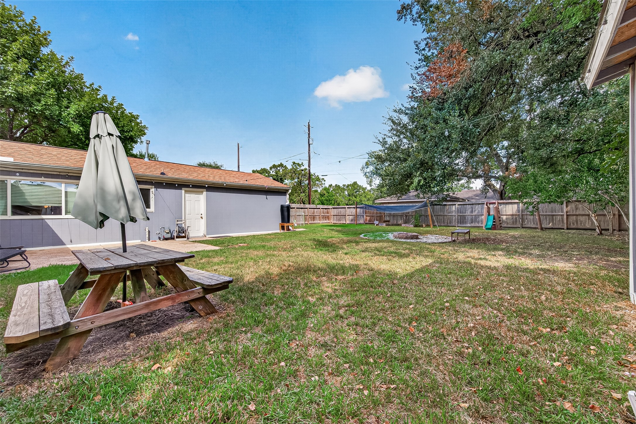 5454 Creekbend Drive Property Photo 44