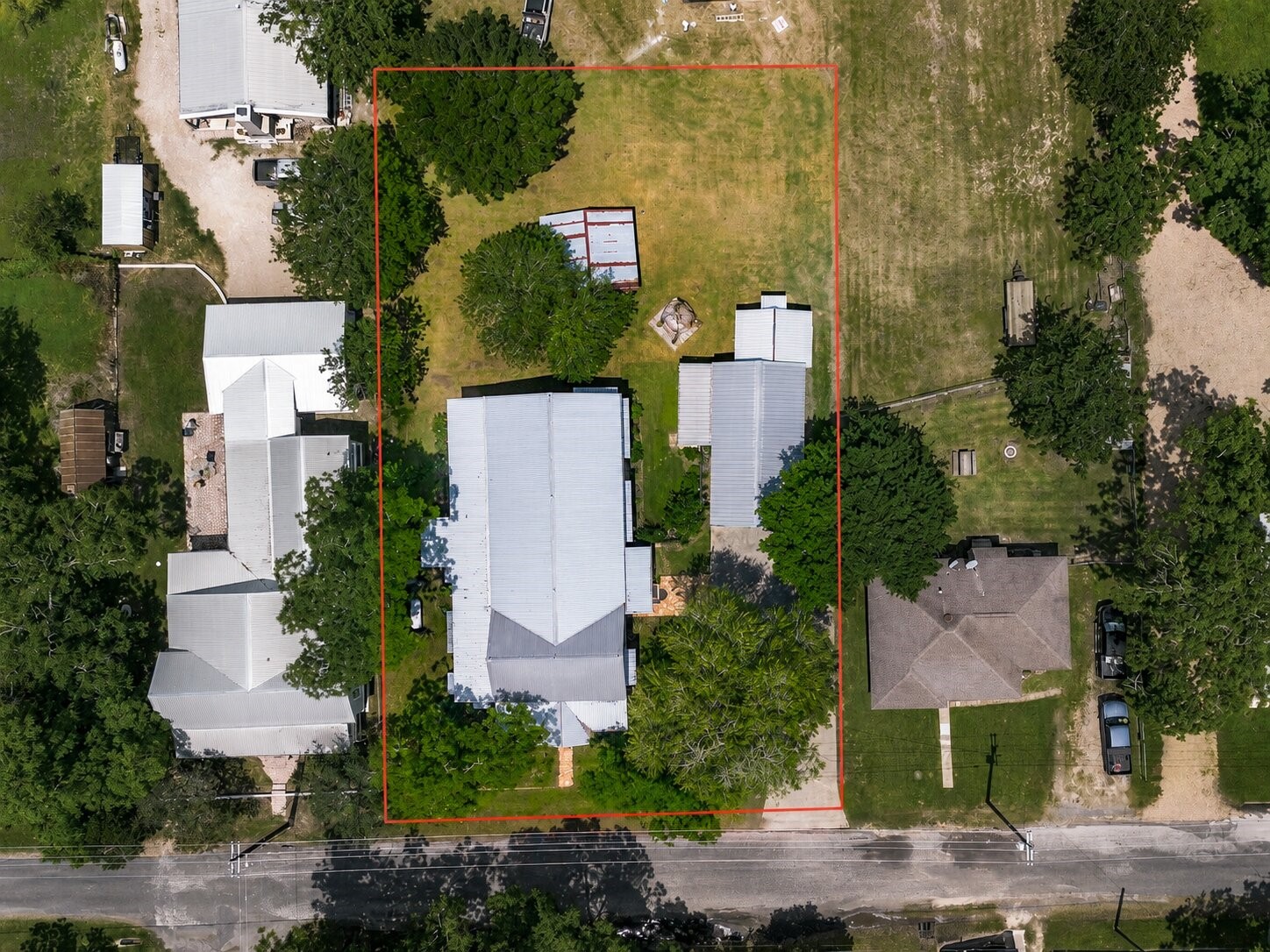 210 N Church Street Property Photo 15