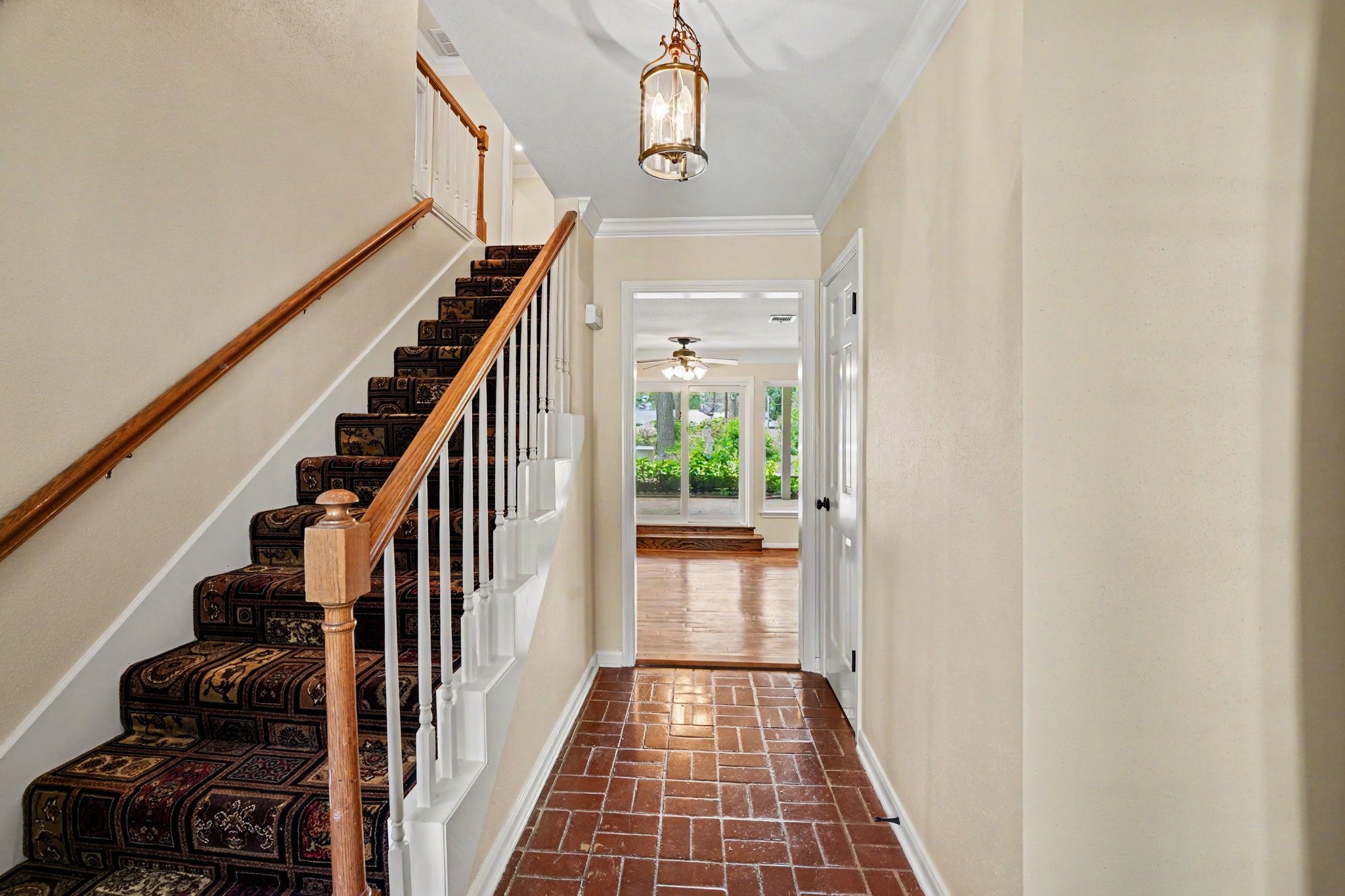 12903 Carla Way Property Photo 4