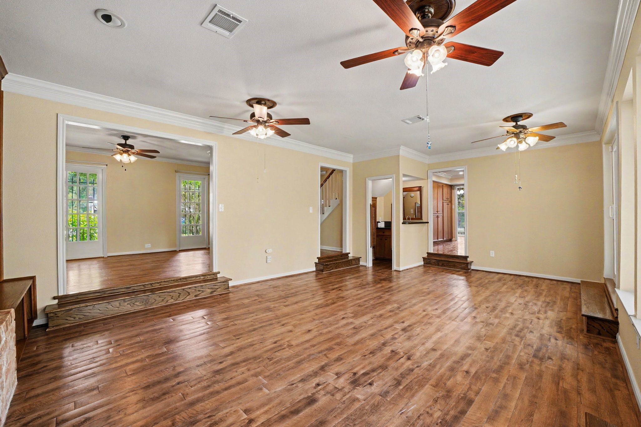 12903 Carla Way Property Photo 7