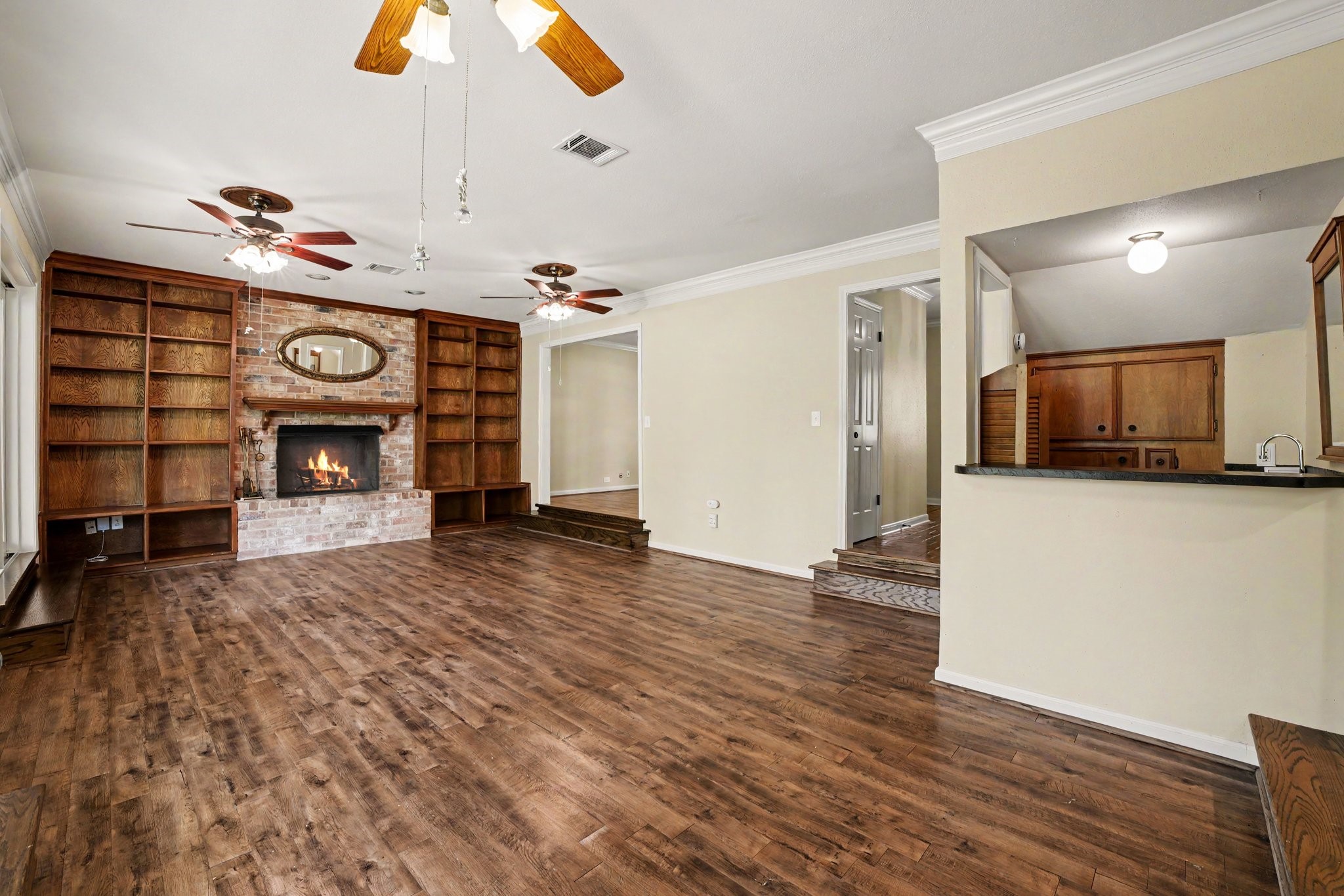 12903 Carla Way Property Photo 8