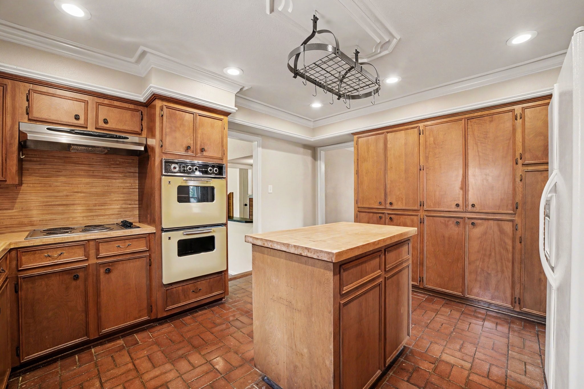 12903 Carla Way Property Photo 11