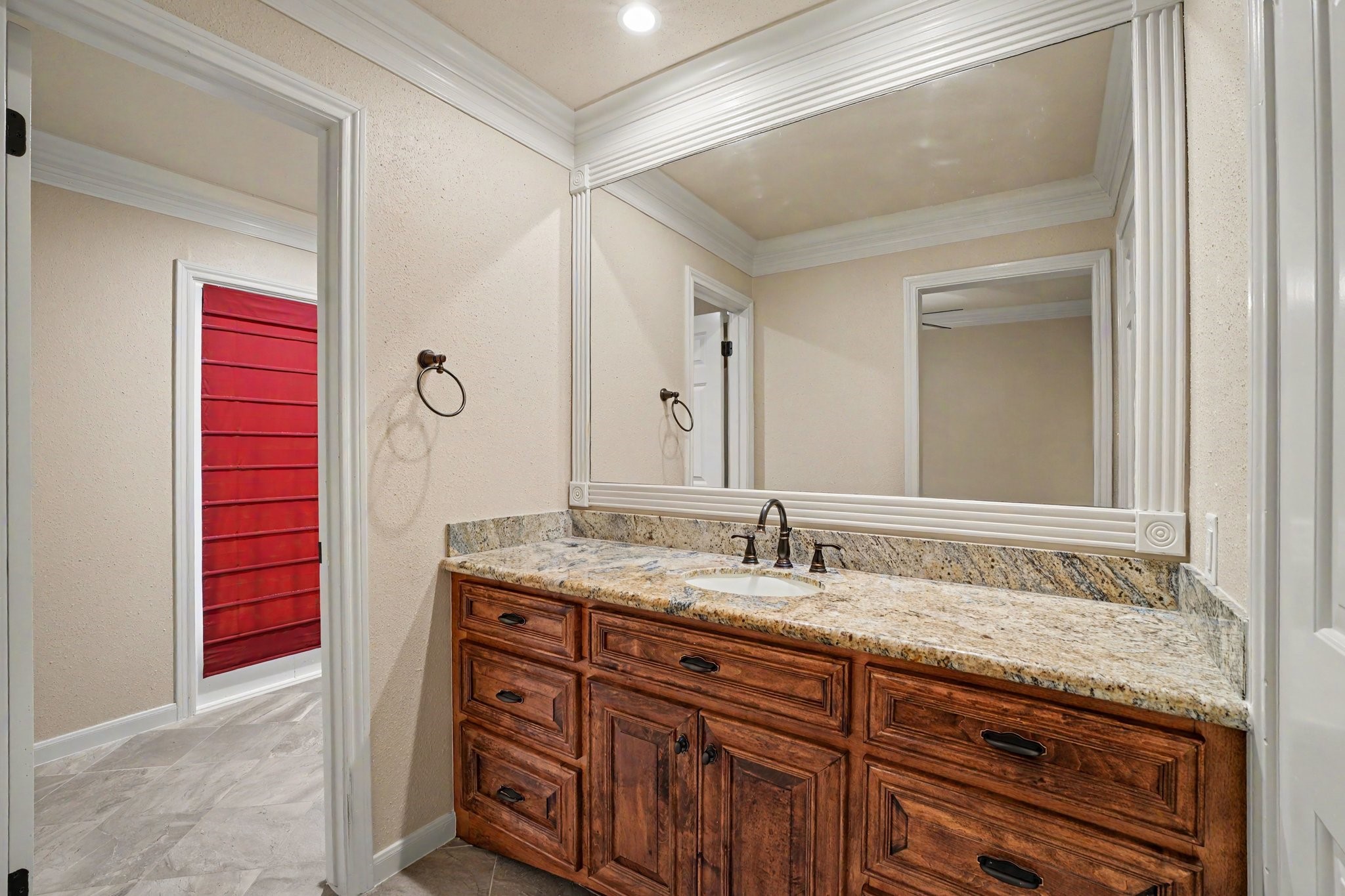 12903 Carla Way Property Photo 23