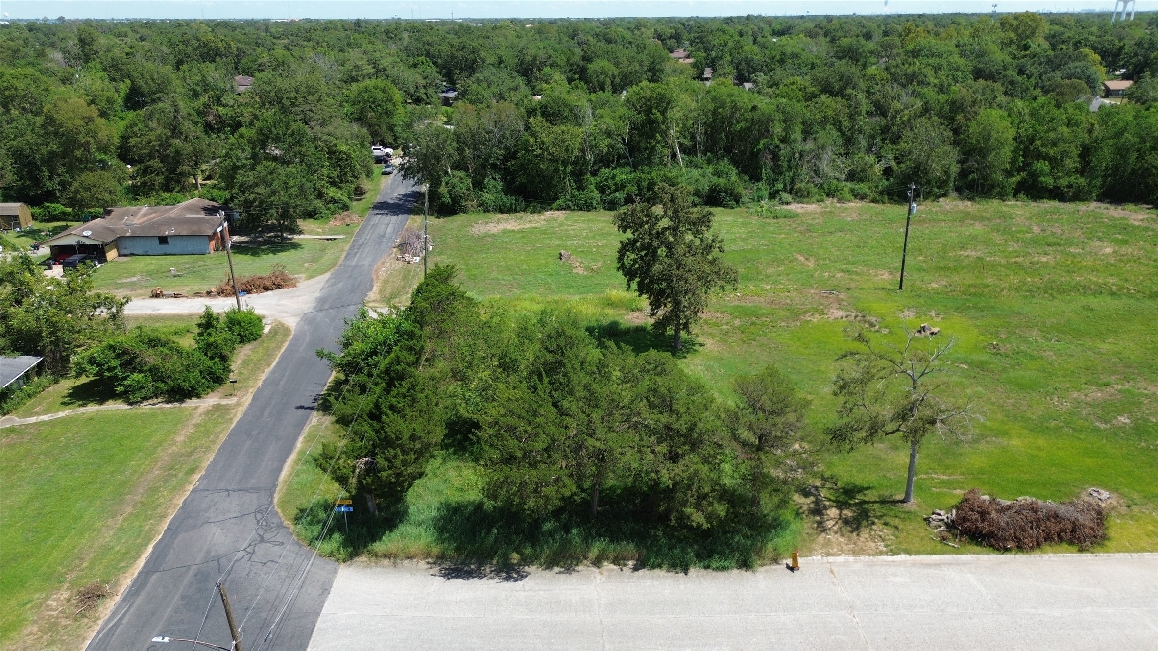 312 Natchez Street Property Photo 7