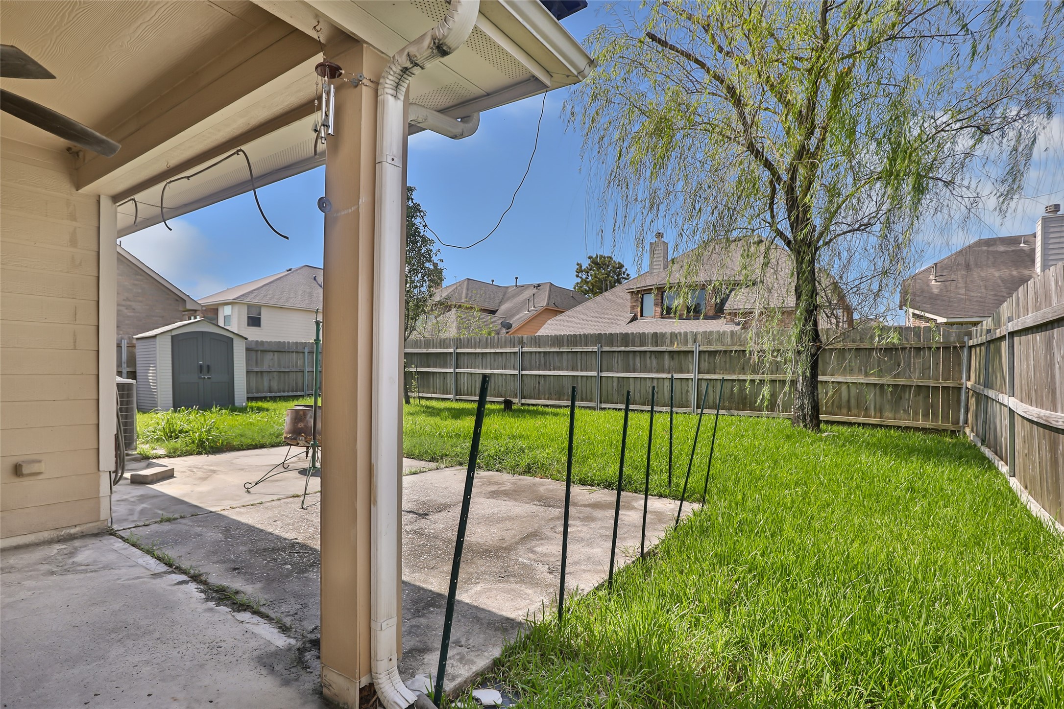 9934 Dragonfly Meadow Court Property Photo 6