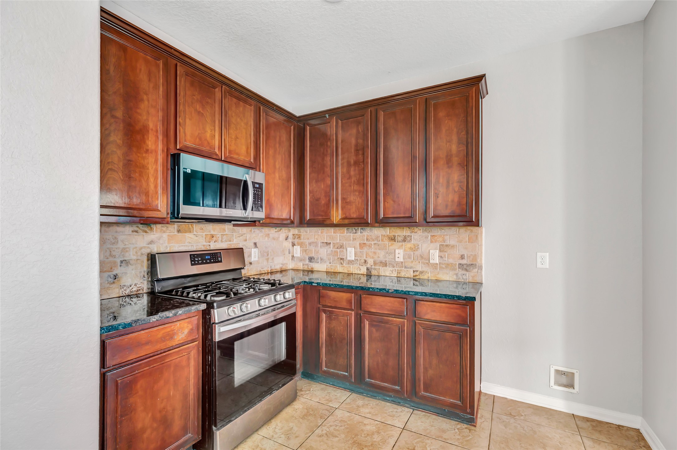 9934 Dragonfly Meadow Court Property Photo 10