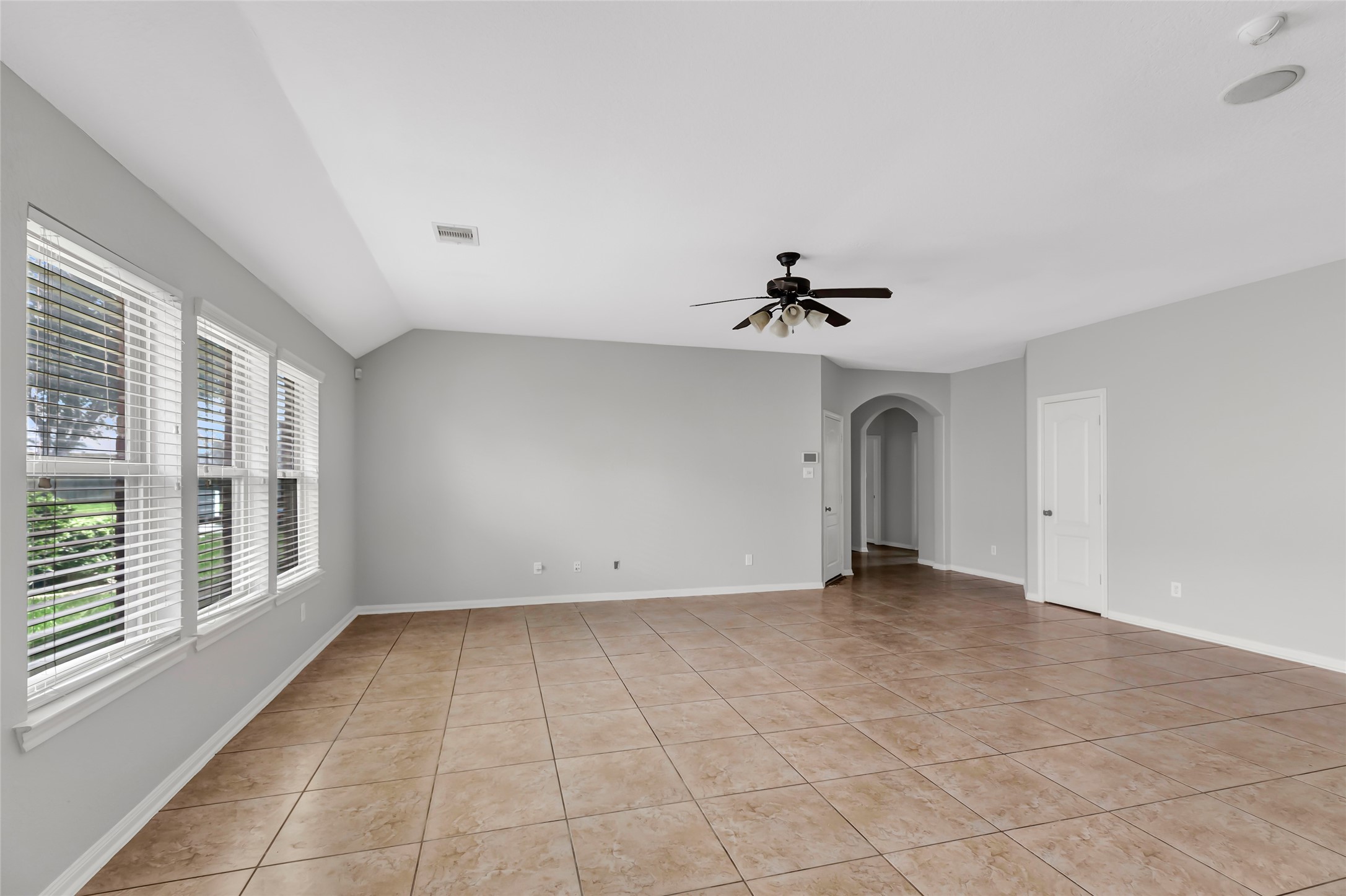 9934 Dragonfly Meadow Court Property Photo 28