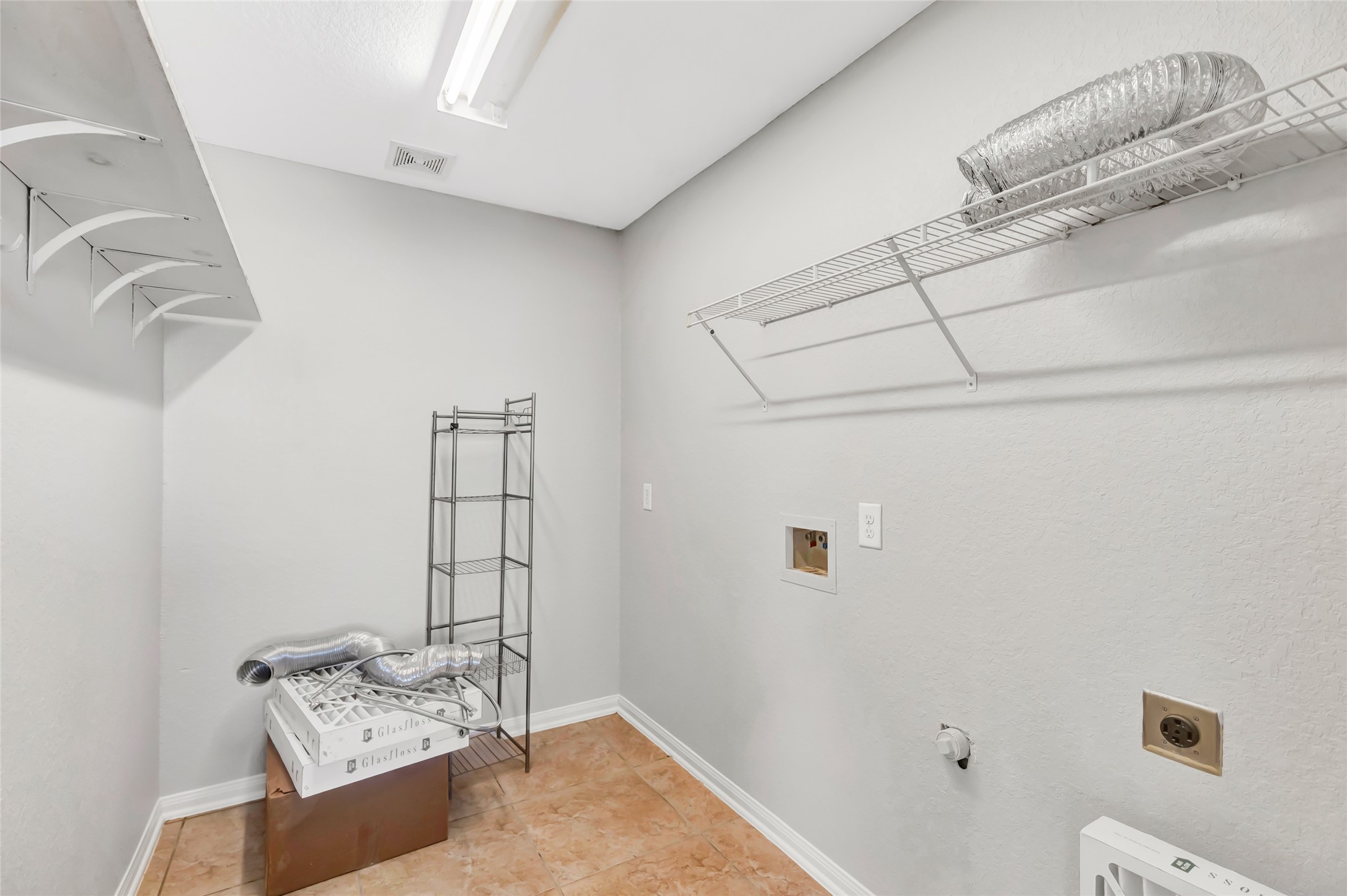 9934 Dragonfly Meadow Court Property Photo 31