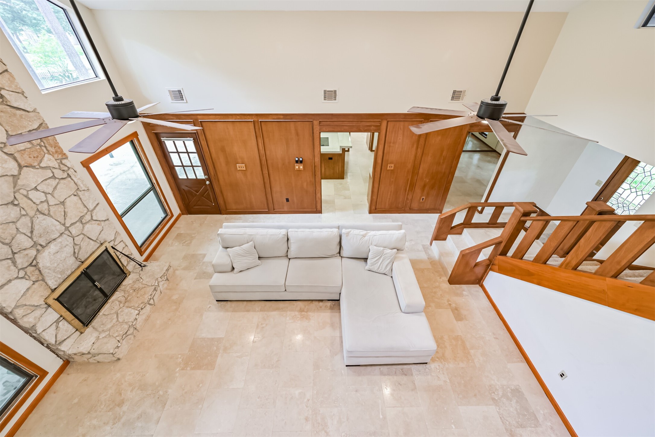 16040 Dunes Drive Property Photo 17