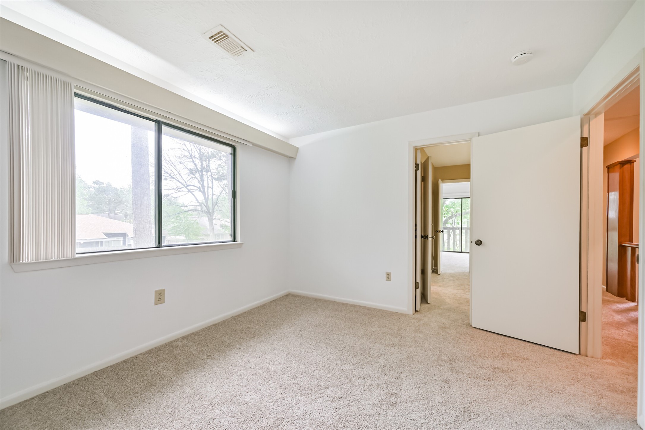 16040 Dunes Drive Property Photo 20