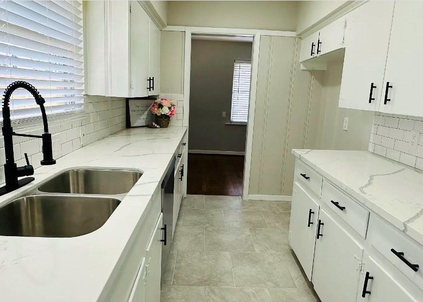 8510 Friendship Road Property Photo 3