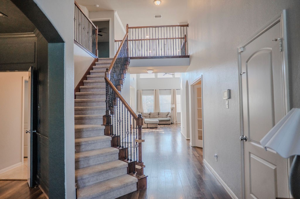 2903 Overbrook Meadow Lane Property Photo 4