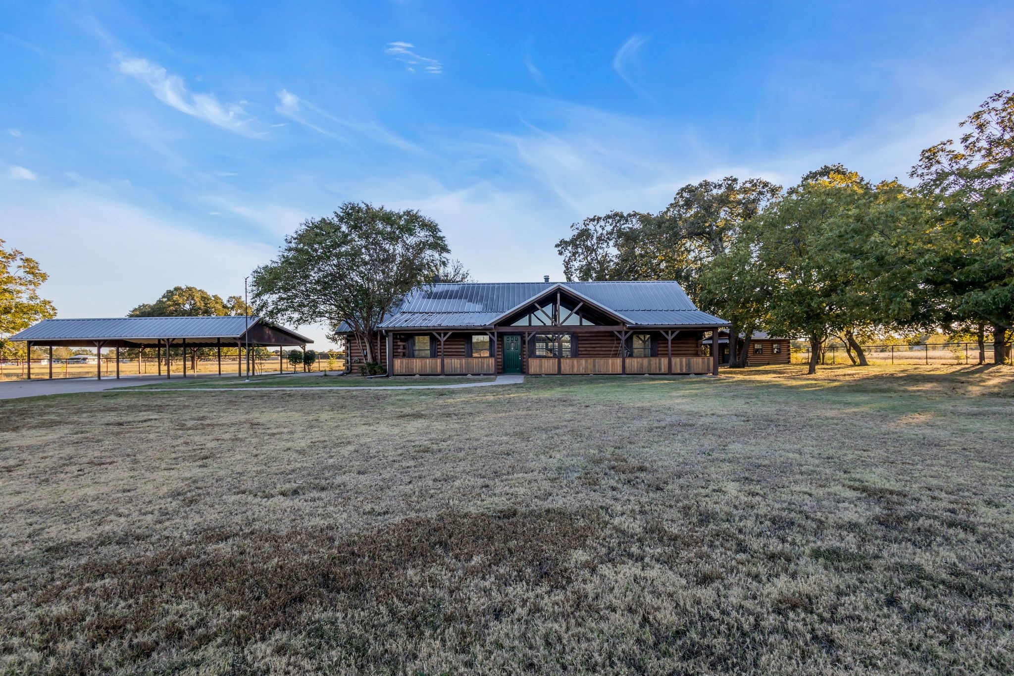 3280 Henderson Drive Property Photo 4