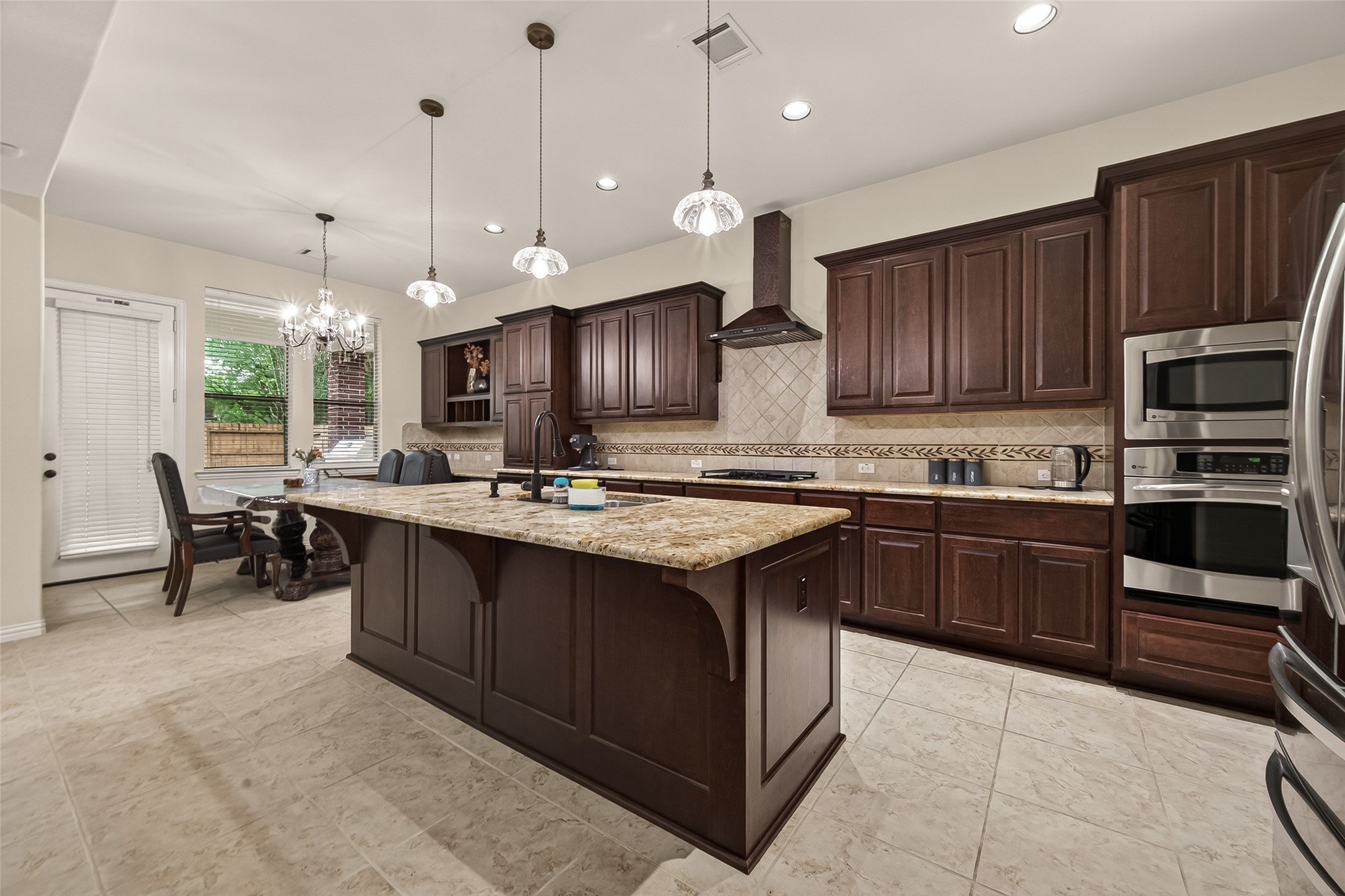 6935 Tiedmann Park Way Property Photo 16