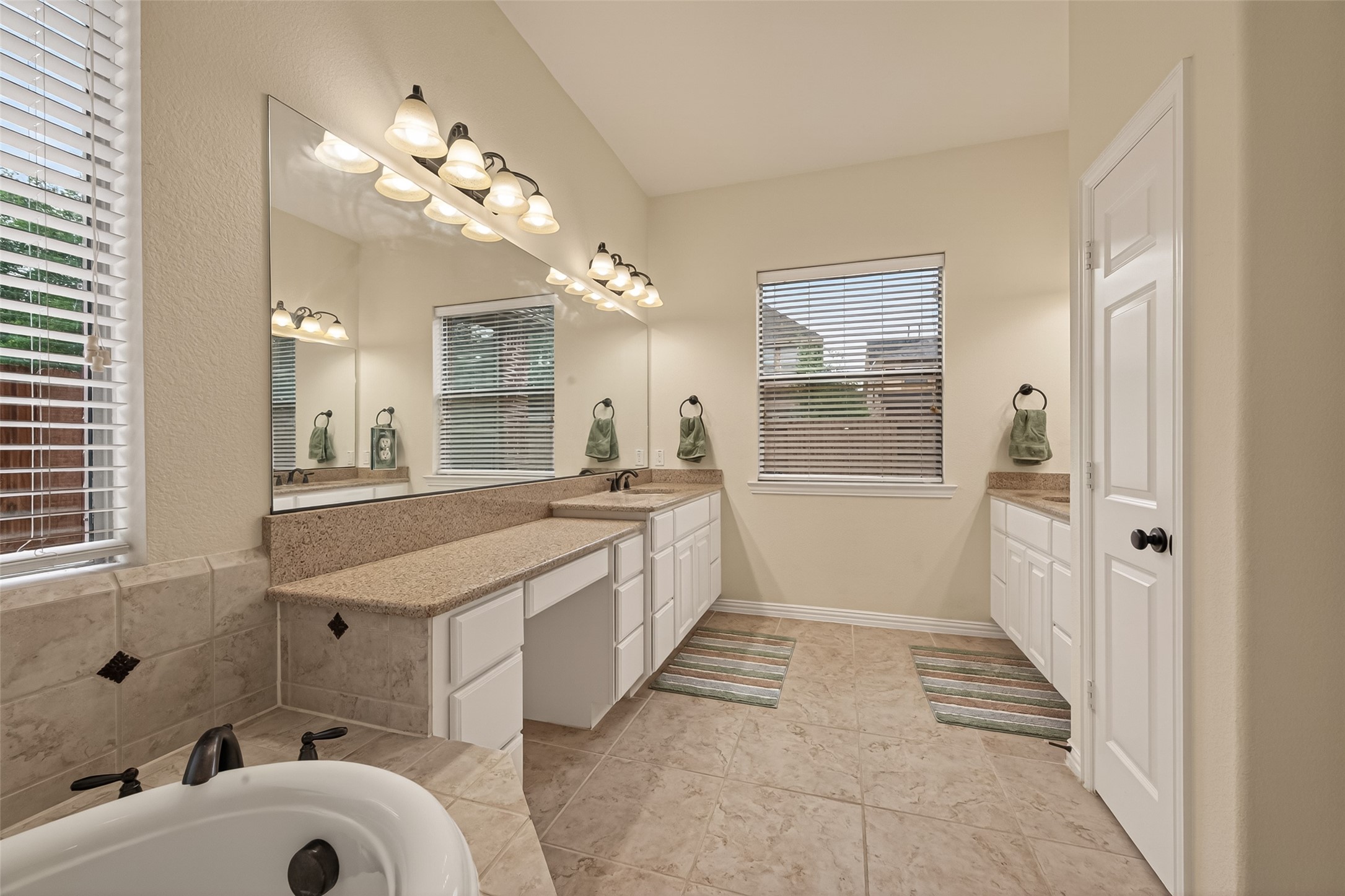 6935 Tiedmann Park Way Property Photo 39