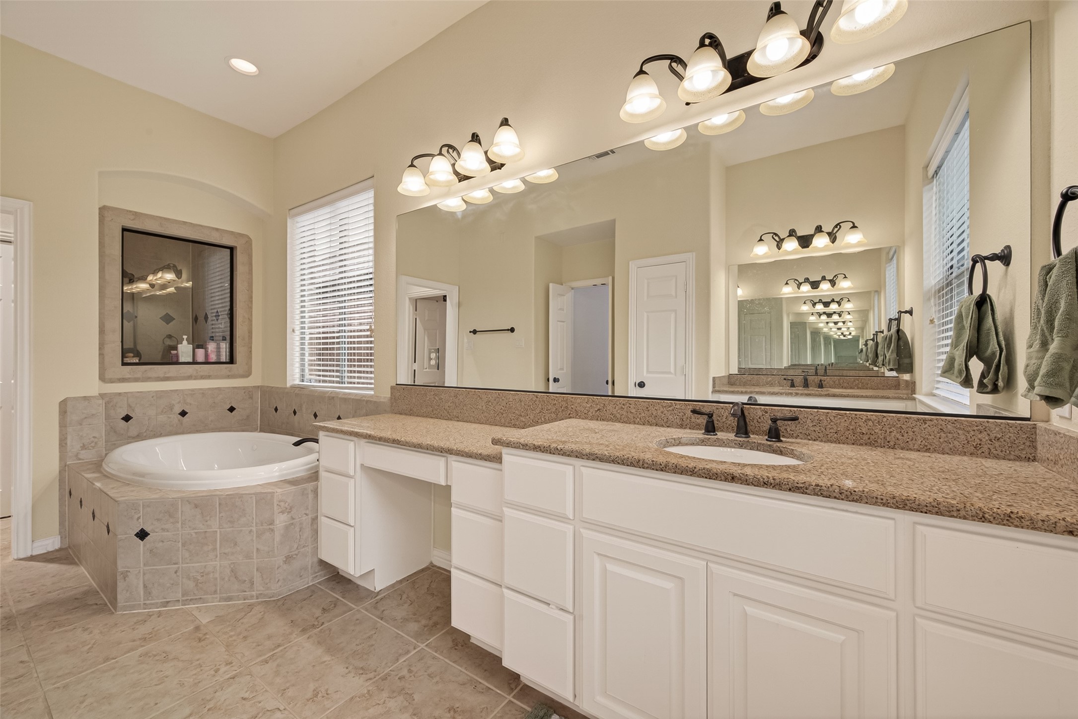 6935 Tiedmann Park Way Property Photo 41