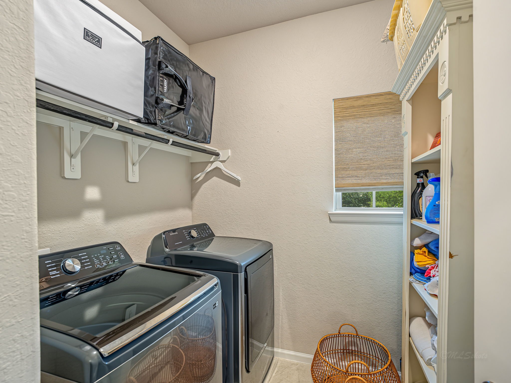 10612 Centre Glade Drive Property Photo 17