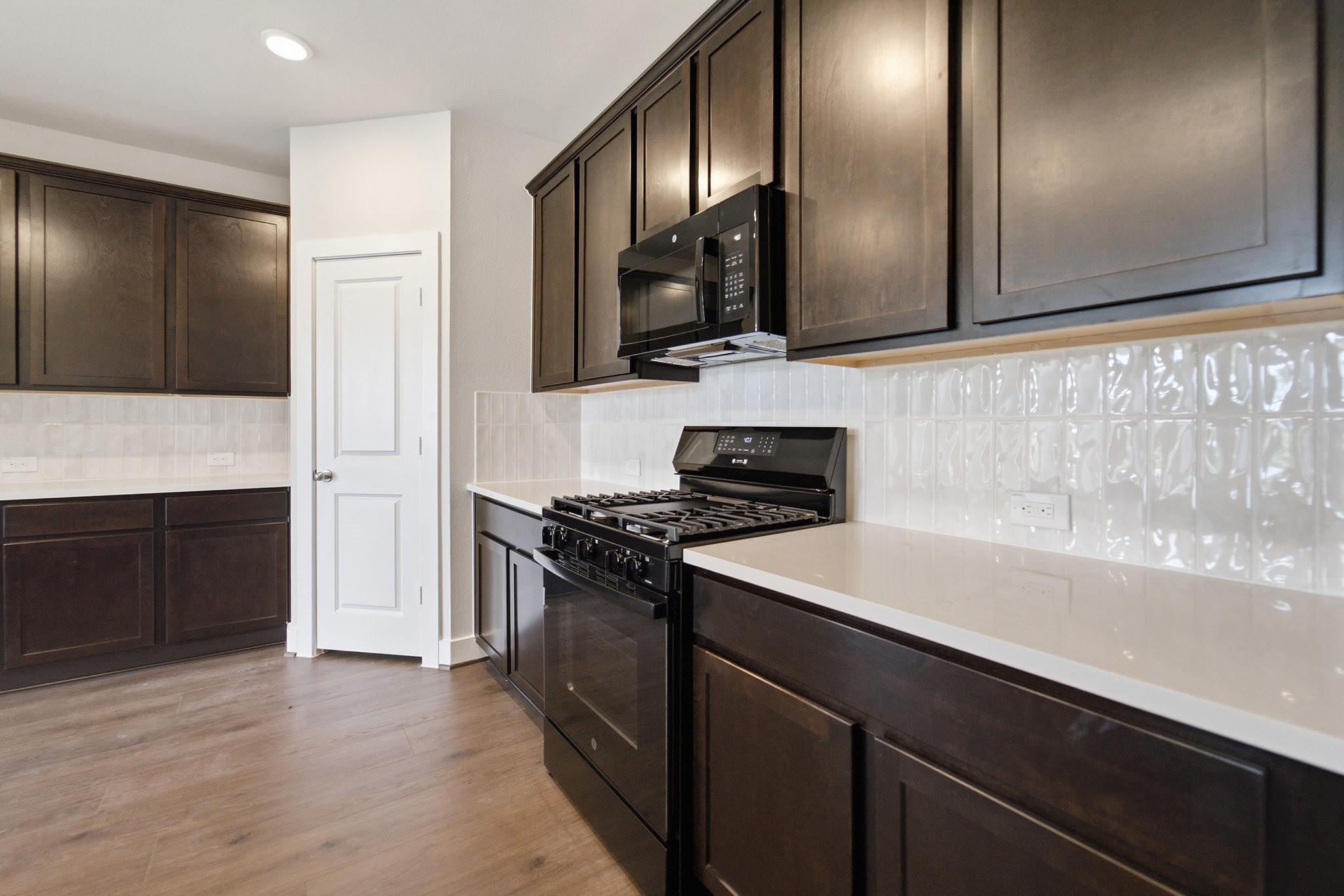 7702 Jade Crest Drive Property Photo 12