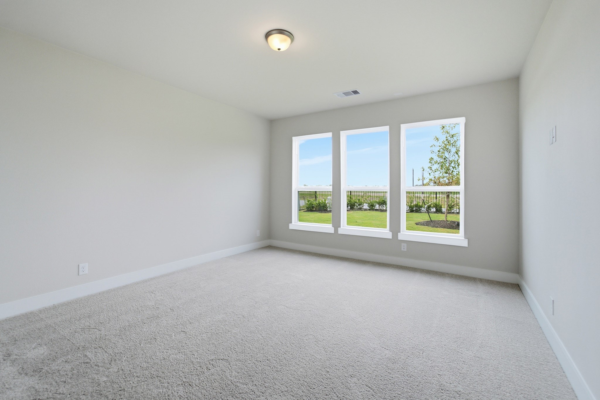 7702 Jade Crest Drive Property Photo 17