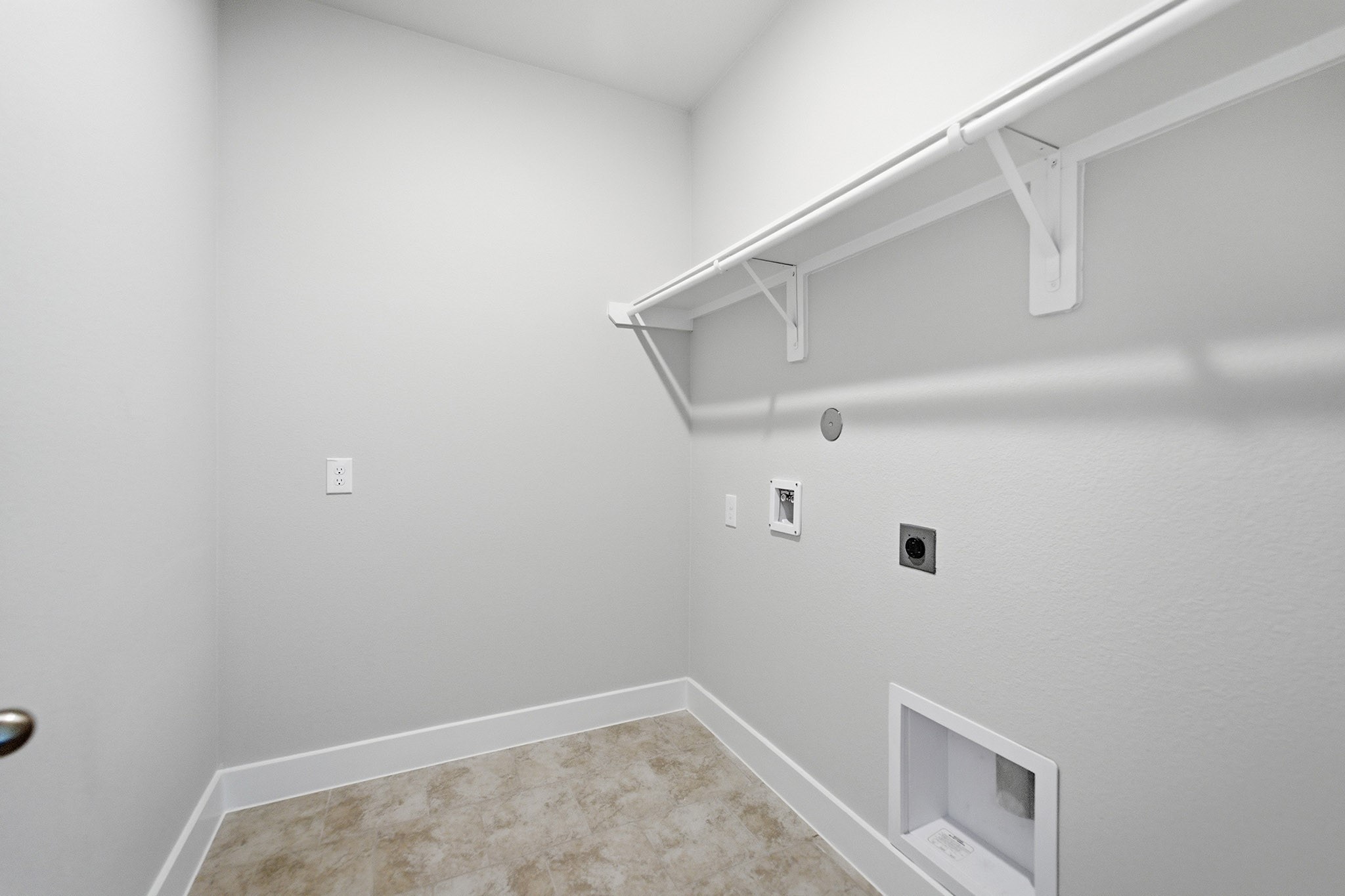 7702 Jade Crest Drive Property Photo 28