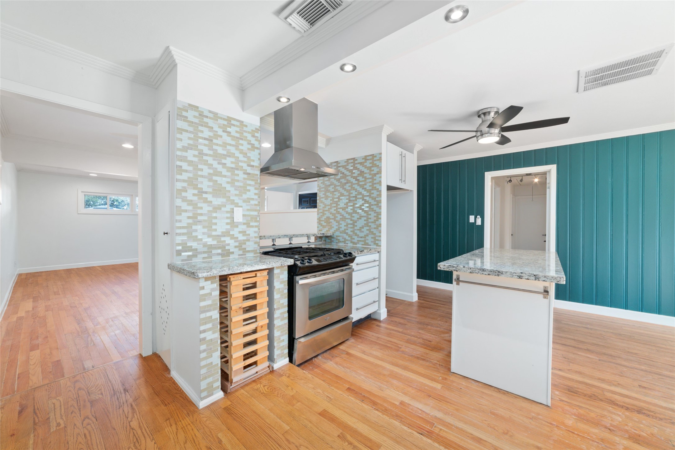 4415 Merwin Street Property Photo 6