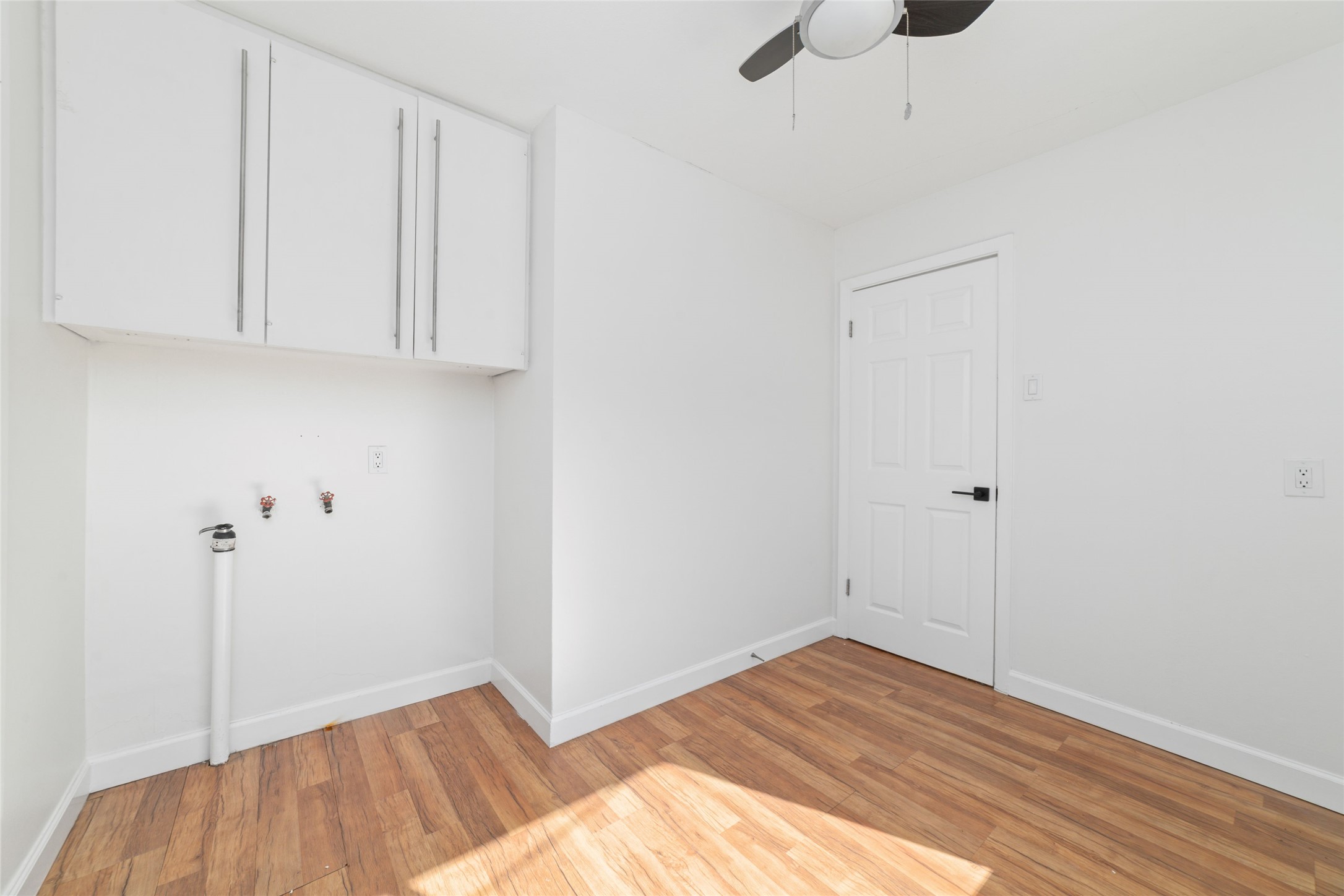 4415 Merwin Street Property Photo 9