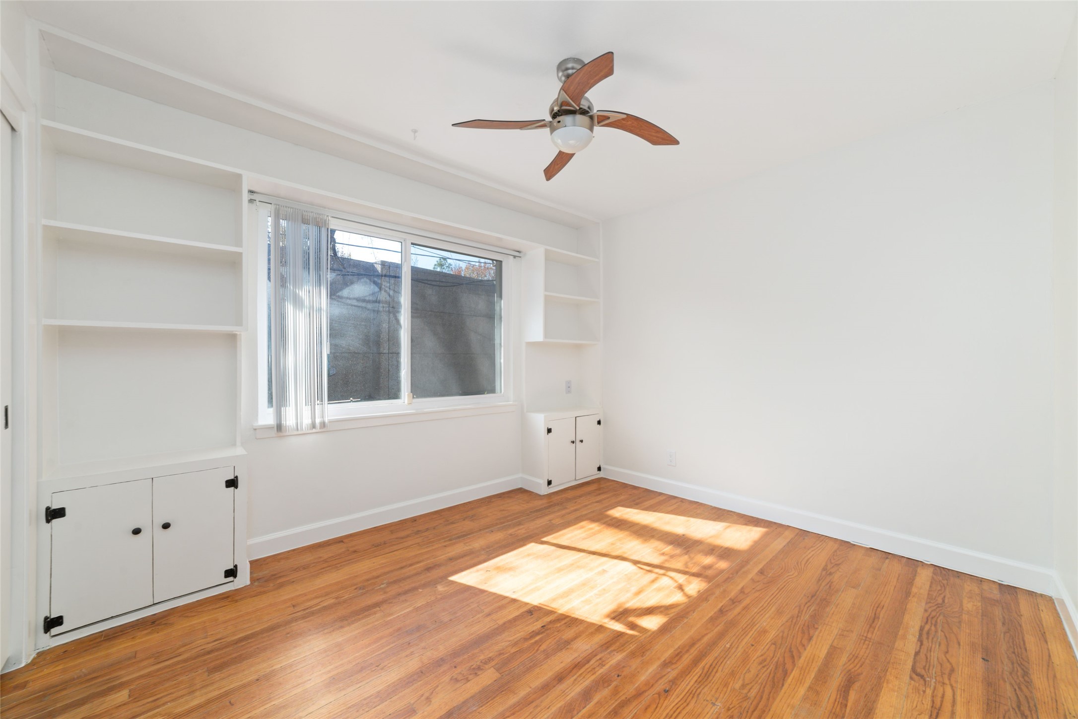 4415 Merwin Street Property Photo 12