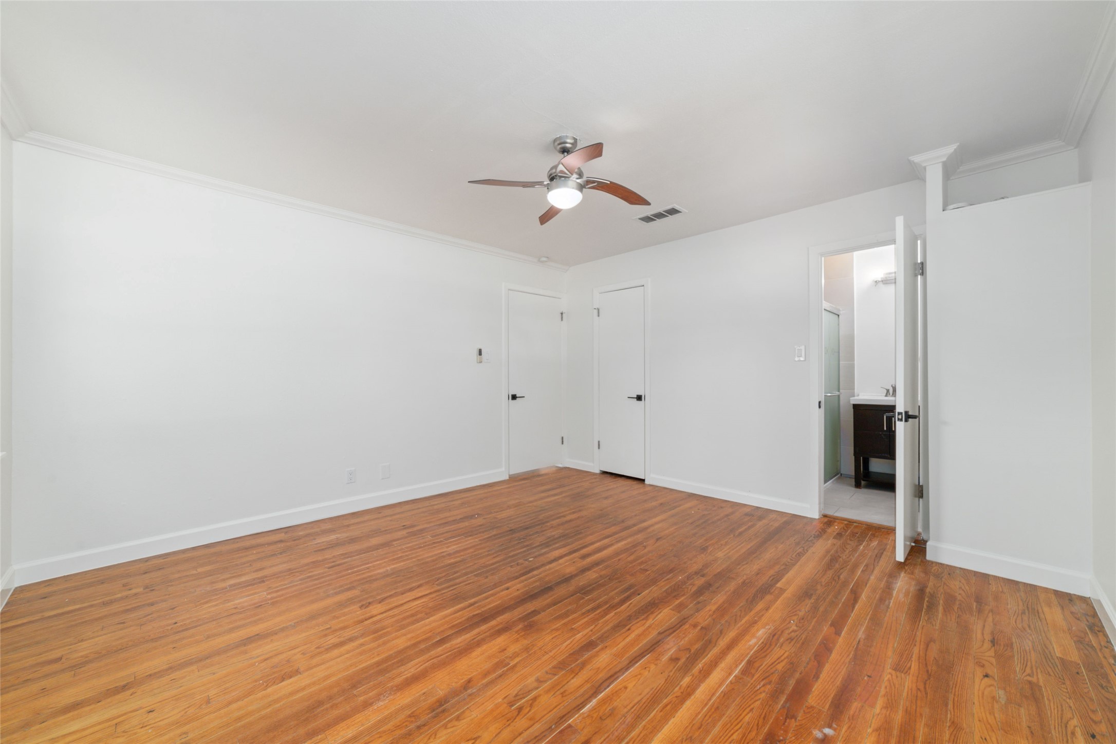4415 Merwin Street Property Photo 15