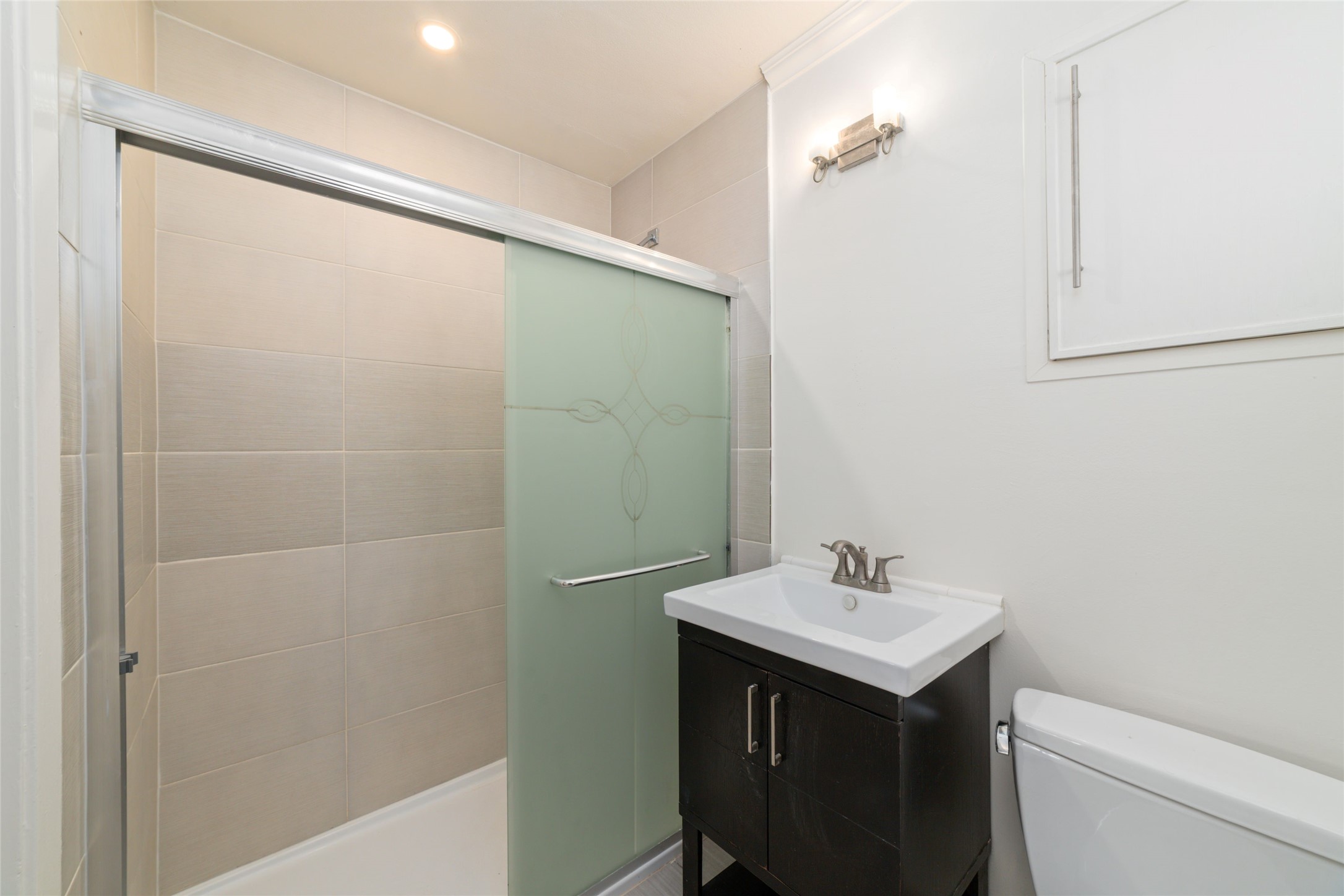 4415 Merwin Street Property Photo 17