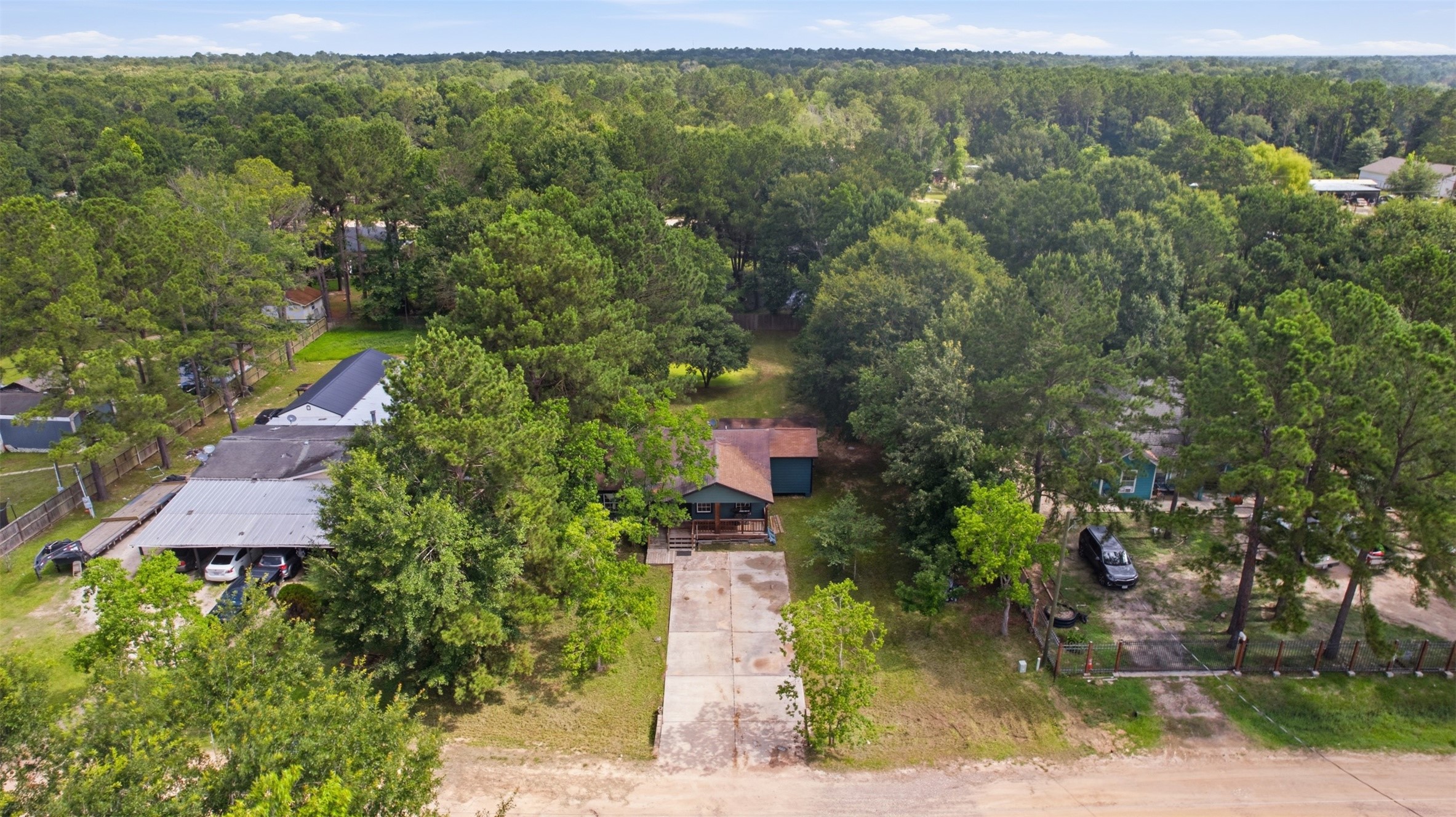 25921 Essex Property Photo 19